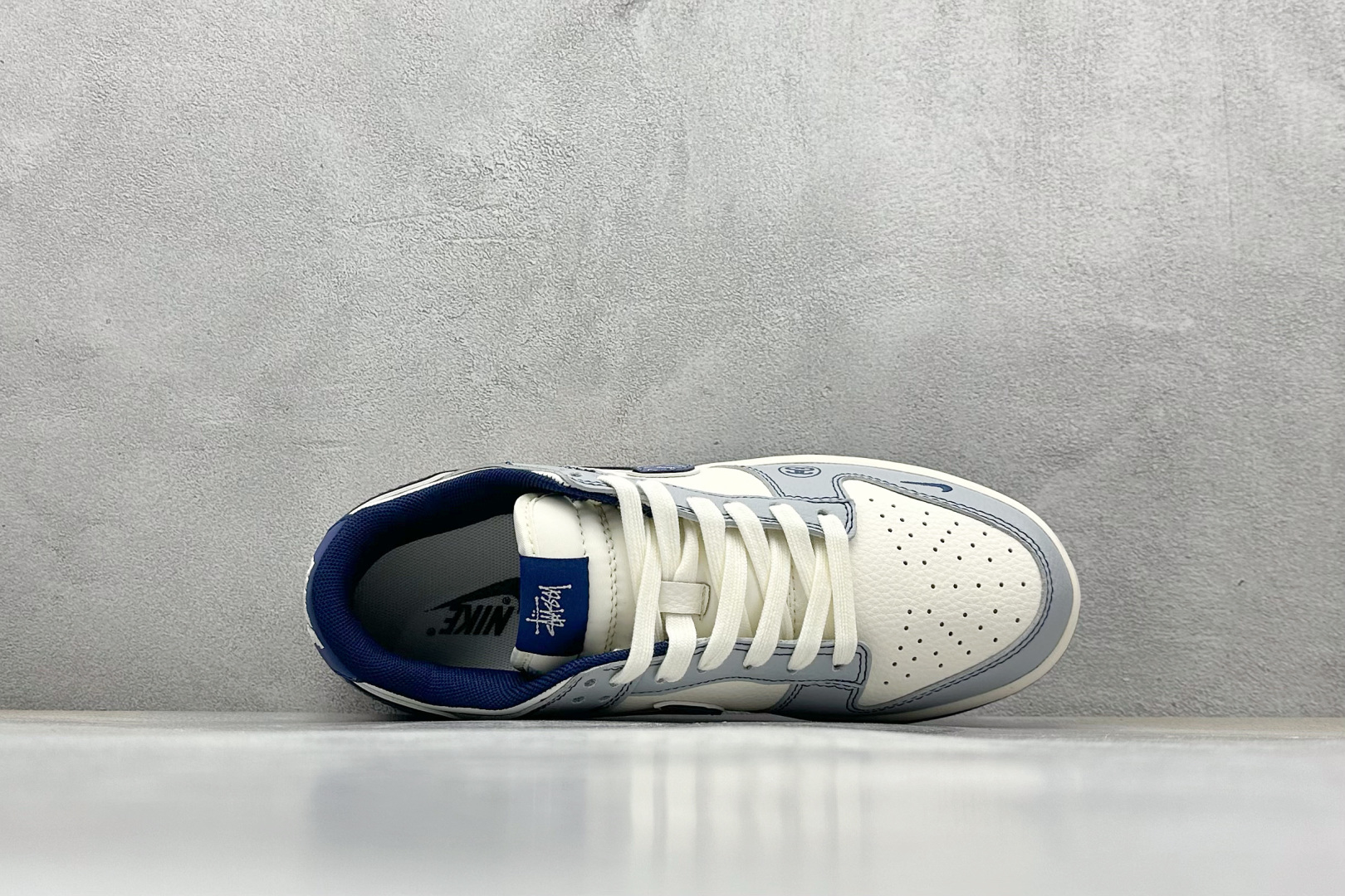 Nike SB Dunk Low 斯图西联名 英文蓝勾 周年高端定制 低帮休闲板鞋 XS6089-595