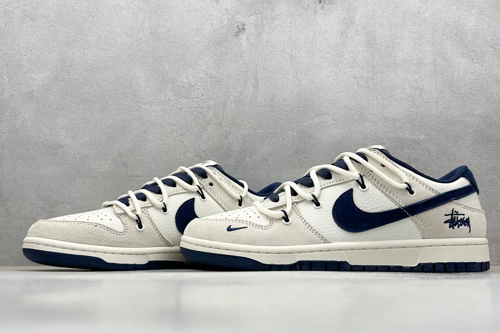 Nike SB Dunk Low 斯图西联名 绑带蓝勾 周年高端定制 低帮休闲板鞋 DM6868-088