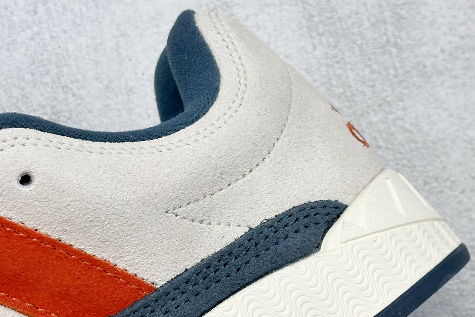 TG版 Adidas Adimatic Low 马蒂奇系列低帮 复古鲨鱼面包鞋运动休闲滑板板鞋 GY0038