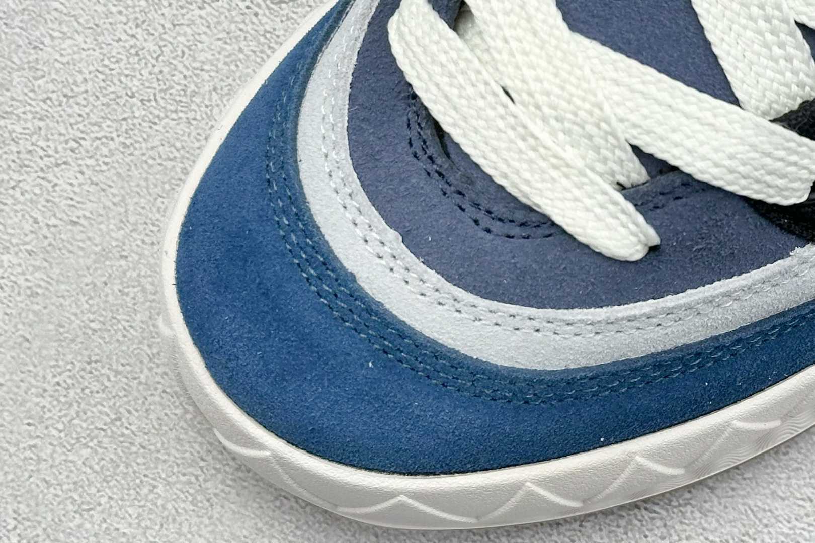 TG版 Adidas Adimatic Low 马蒂奇系列低帮 复古鲨鱼面包鞋运动休闲滑板板鞋 IF4347