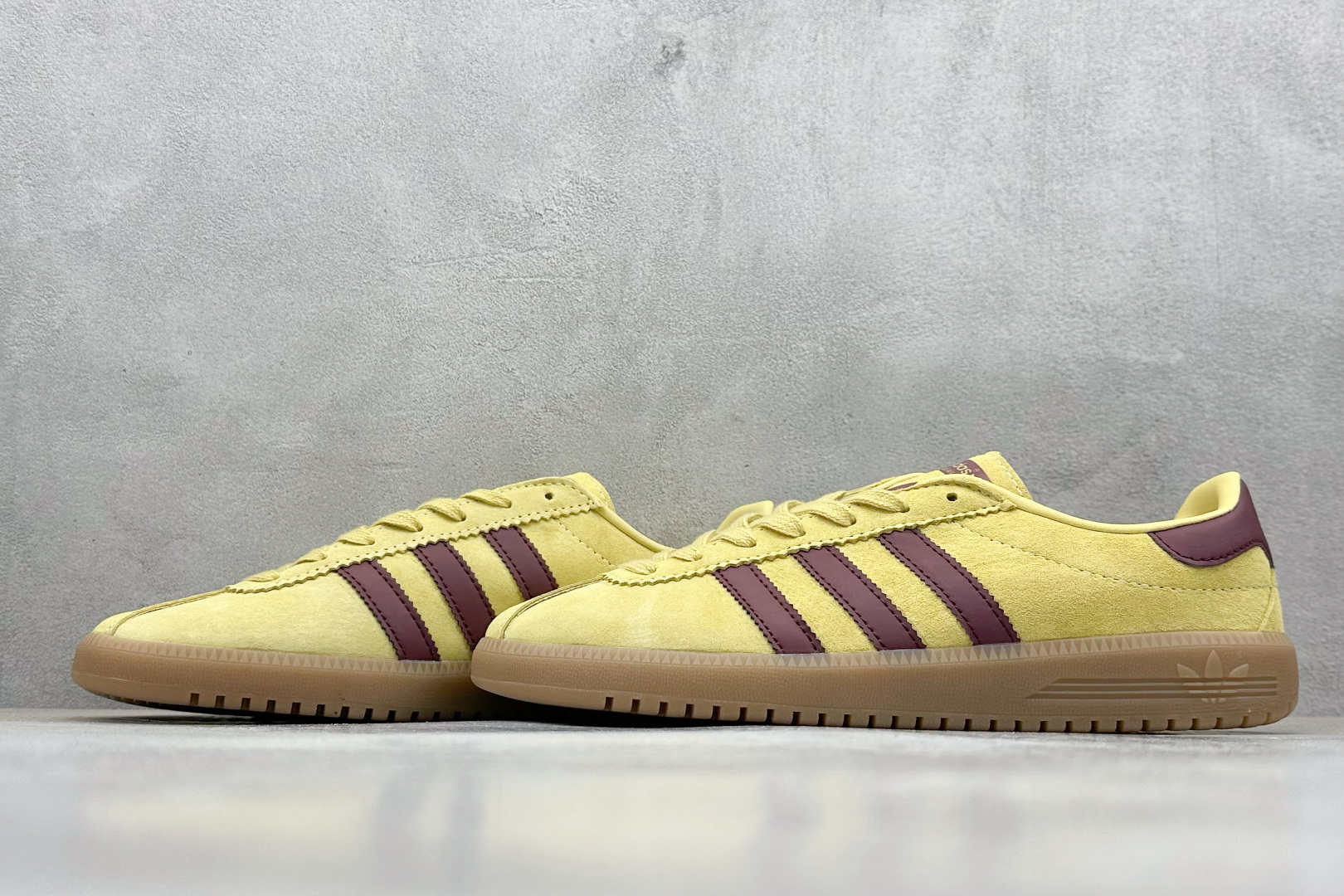 GX版 Adidas Originals Bermuda 绒面麂皮防滑耐磨轻便低帮板鞋 JL4279