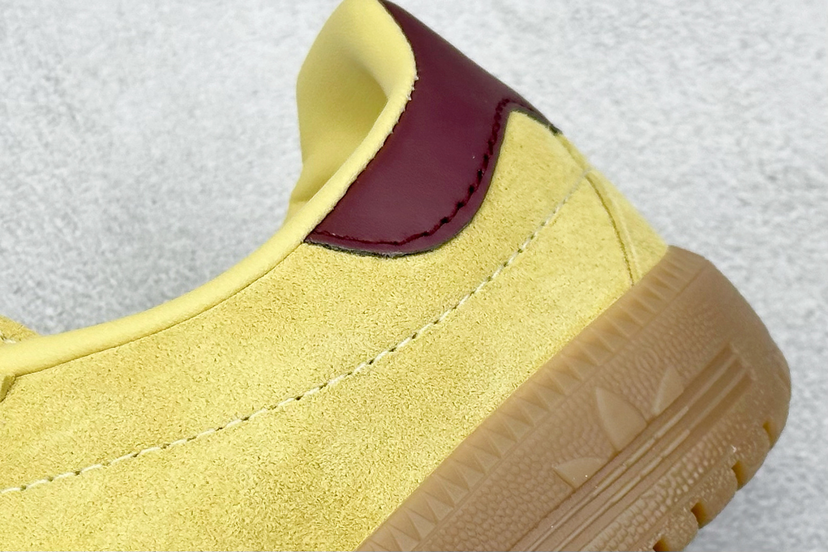 GX版 Adidas Originals Bermuda 绒面麂皮防滑耐磨轻便低帮板鞋 JL4279
