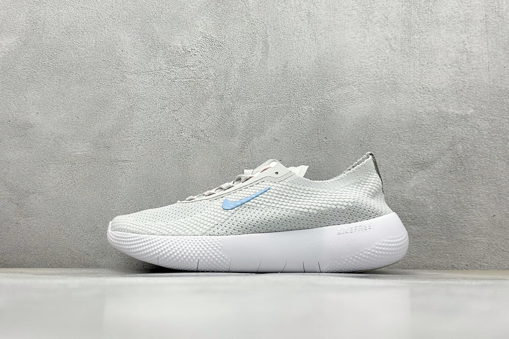 Nike Free 2025 耐克新款飞织面 透气缓震运动跑鞋 HF2720-001