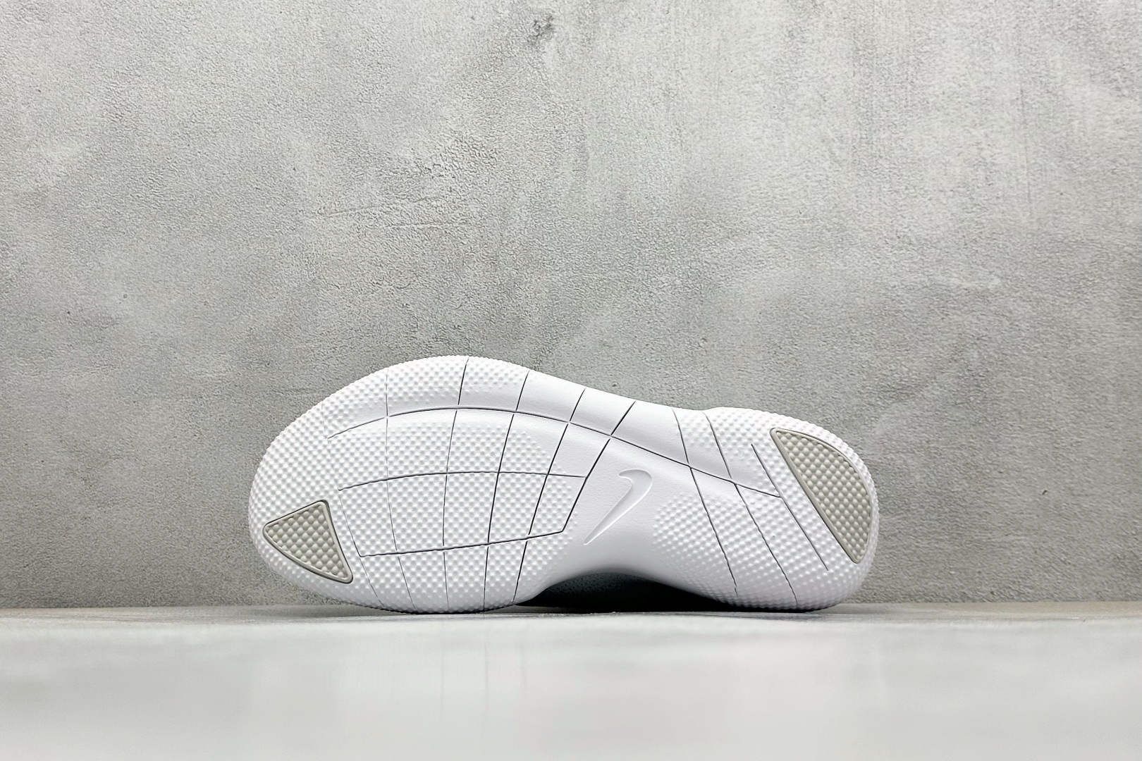 Nike Free 2025 耐克新款飞织面 透气缓震运动跑鞋 HF2720-001