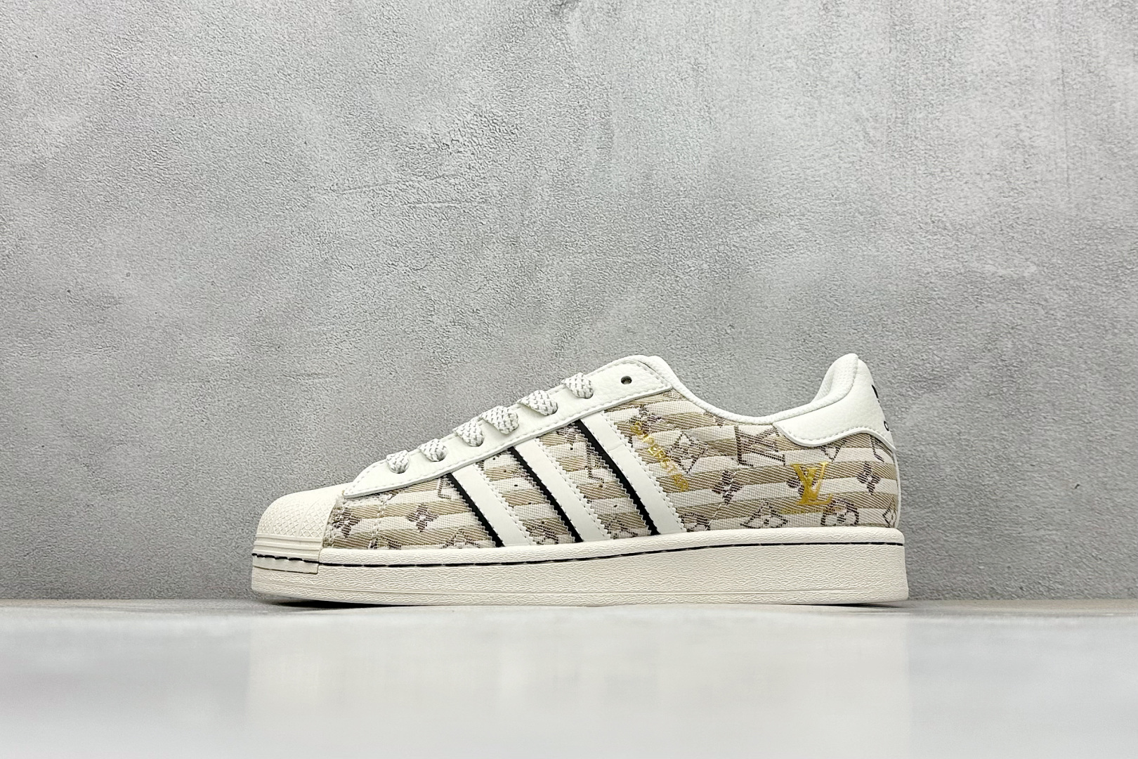 AD Originals Superstar x Louis Vuitton 白黄 JY8920
