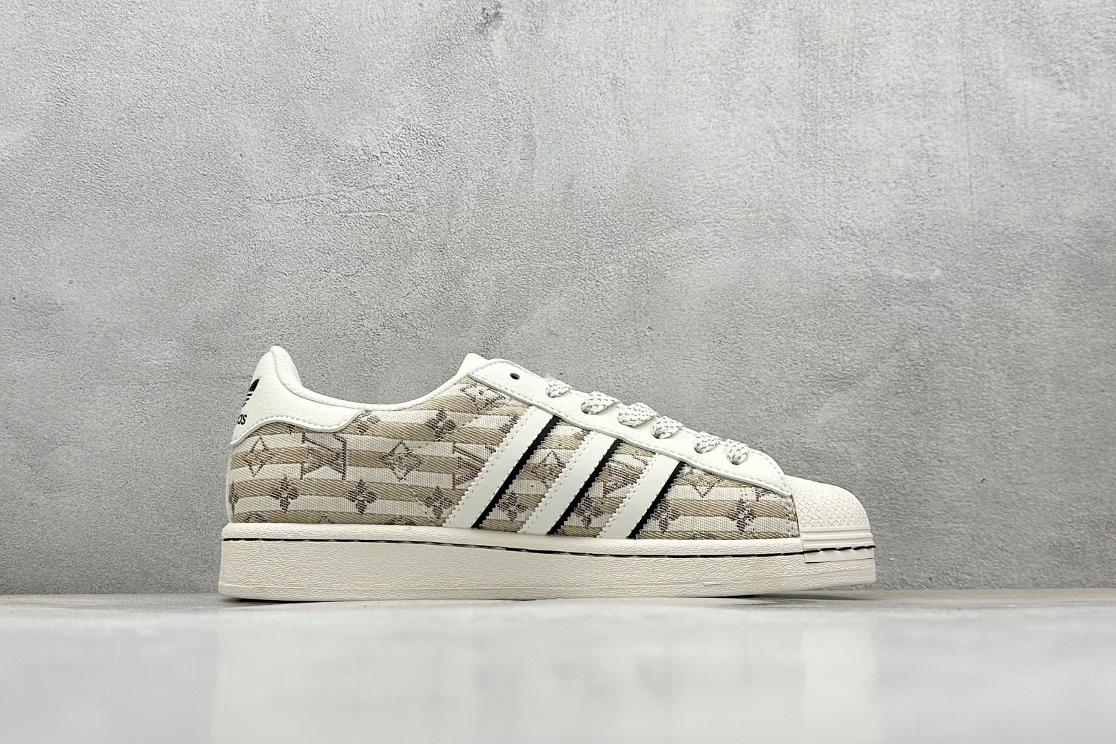 AD Originals Superstar x Louis Vuitton 白黄 JY8920