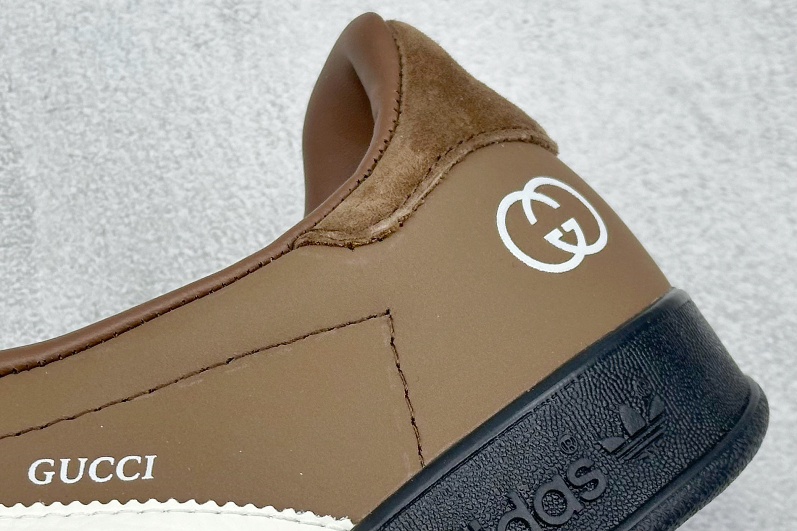 adidas Originals Gazelle INdoor x GUCCI 三叶草休闲防滑耐磨低帮板鞋 DD6604