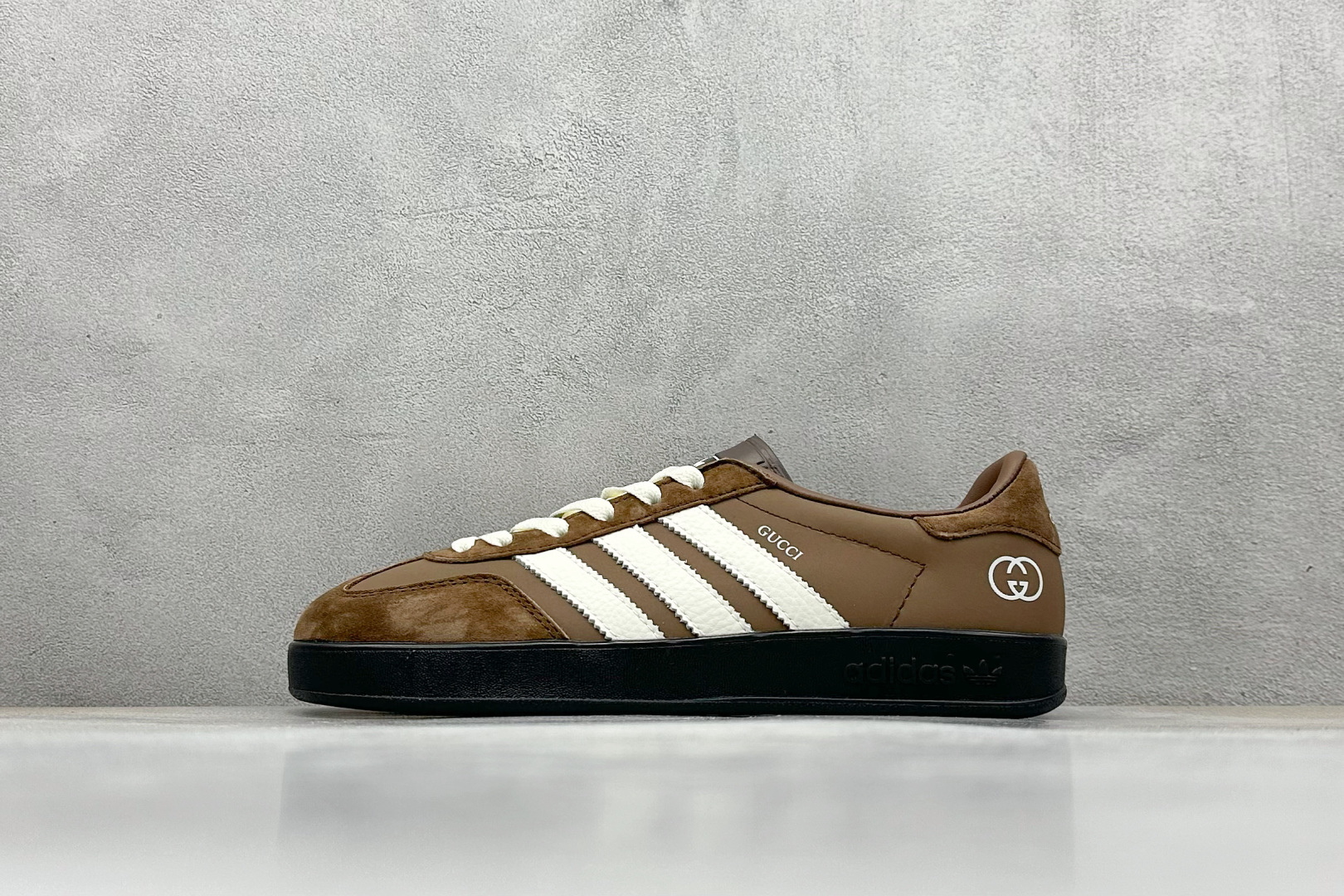 adidas Originals Gazelle INdoor x GUCCI 三叶草休闲防滑耐磨低帮板鞋 DD6604