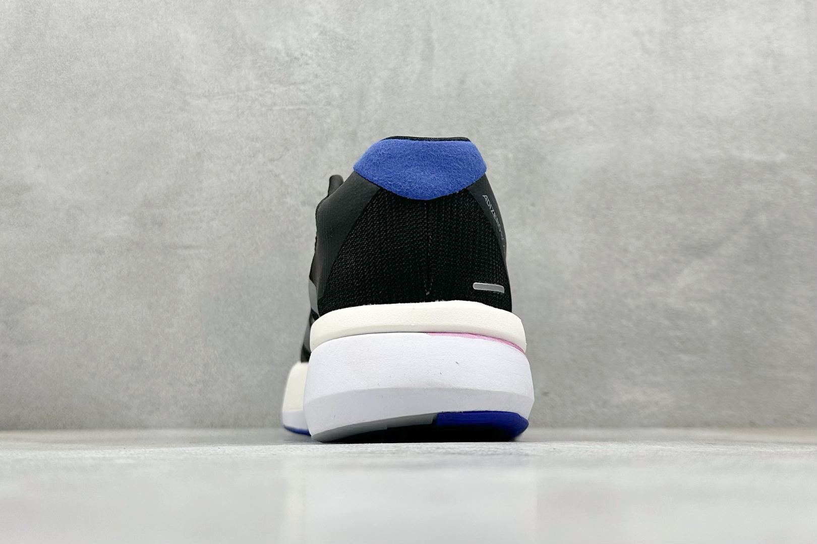 Adidas Adizero Boston 13 轻盈跑鞋 超轻发泡底 缓震透气跑步鞋 JS4950