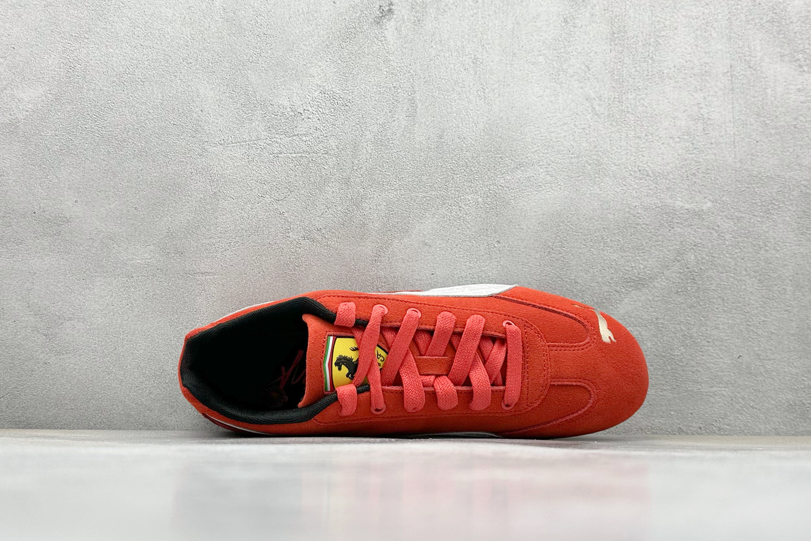 S2版 Ferrari x Puma Speedcet 红白色 联名彪马低帮复古运动休闲赛车跑鞋 309180-01