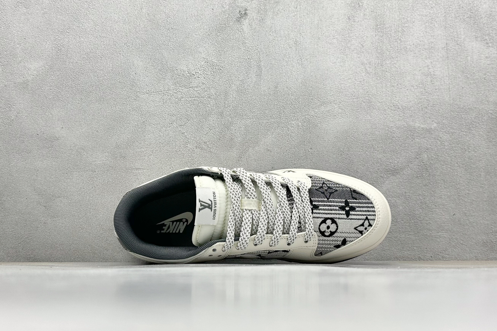 Nike SB Dunk Low LV联名 米白印花白勾 周年高端定制 低帮休闲板鞋 FC1688-230