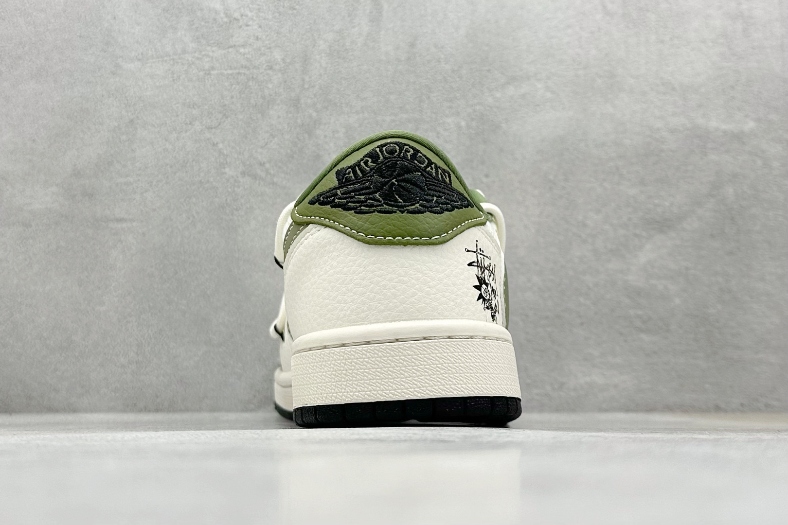 Travis Scott x Fragment Design x Air Jordan 1 Low OG SP AJ1 斯图西联名 绿麻抽绳 低帮文化休闲板鞋 DM6868-104