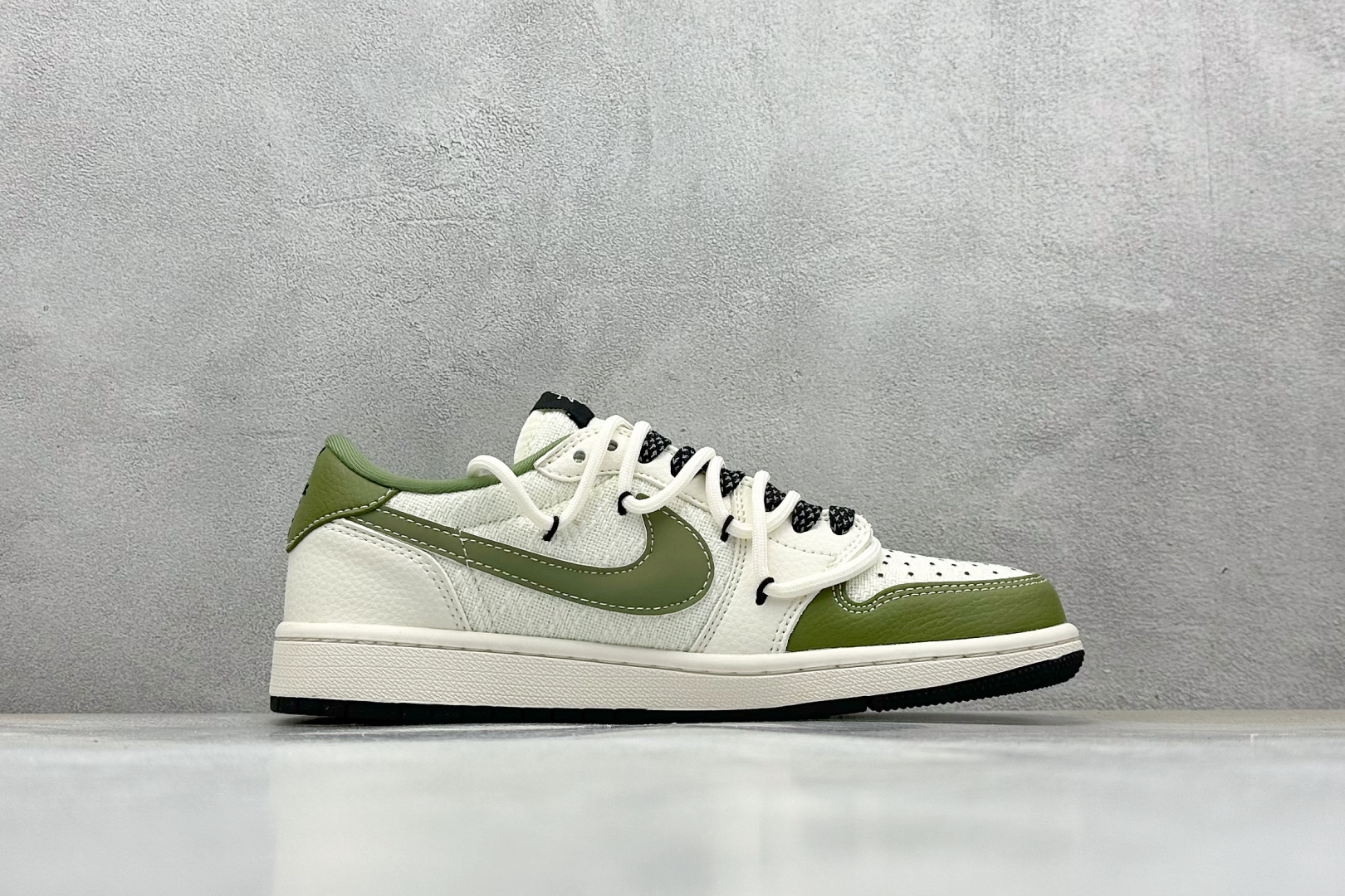 Travis Scott x Fragment Design x Air Jordan 1 Low OG SP AJ1 斯图西联名 绿麻抽绳 低帮文化休闲板鞋 DM6868-104