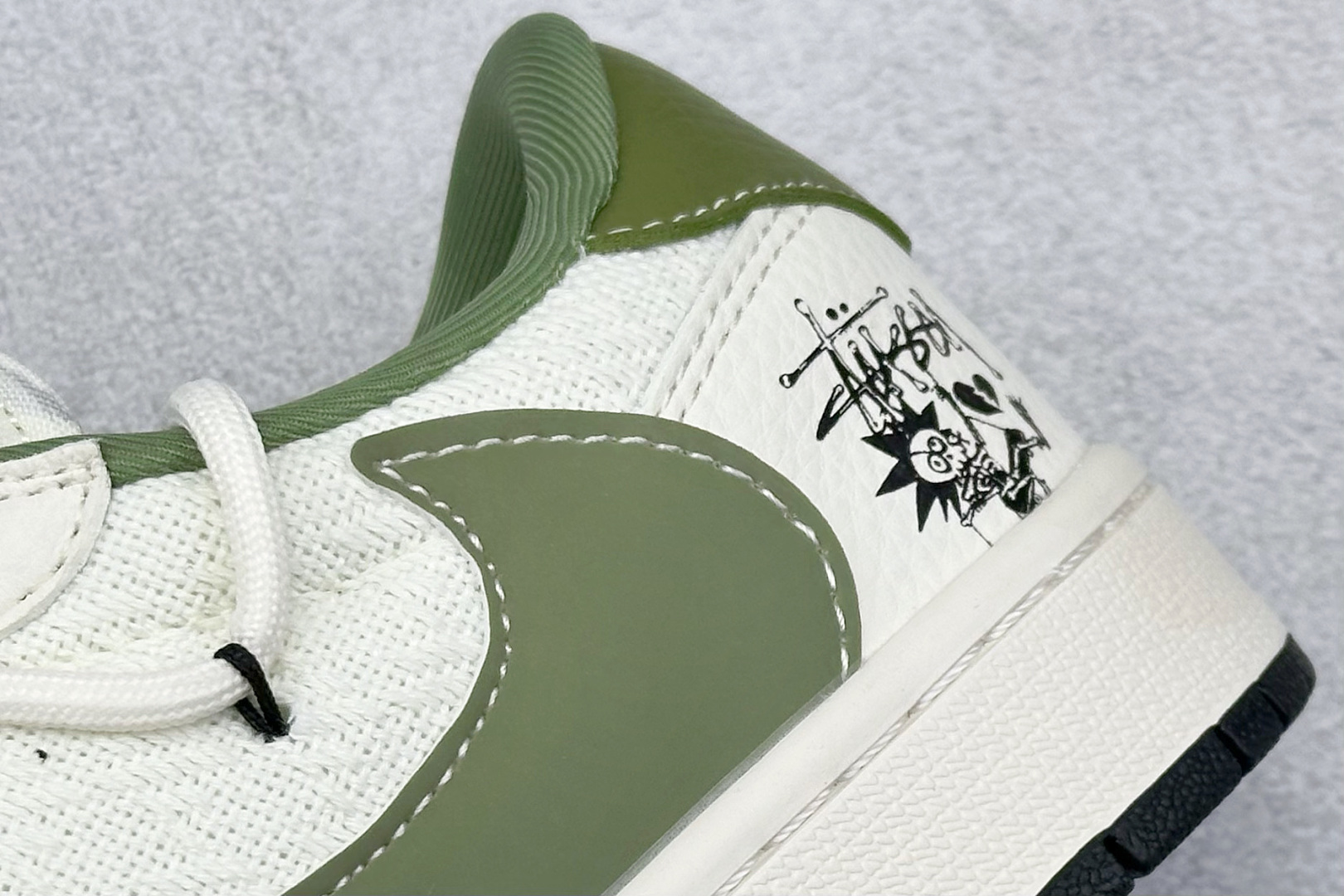 Travis Scott x Fragment Design x Air Jordan 1 Low OG SP AJ1 斯图西联名 绿麻抽绳 低帮文化休闲板鞋 DM6868-104