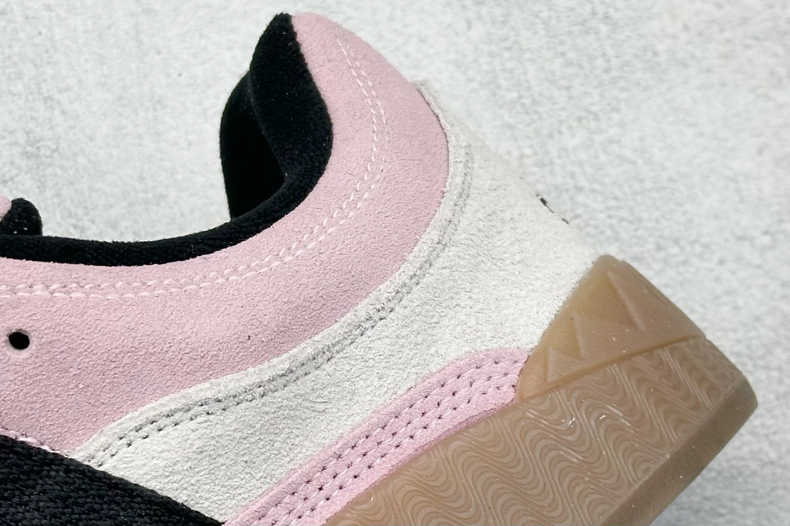 TG版 Adidas Adimatic Low 马蒂奇系列低帮 复古鲨鱼面包鞋运动休闲滑板板鞋 IF4346
