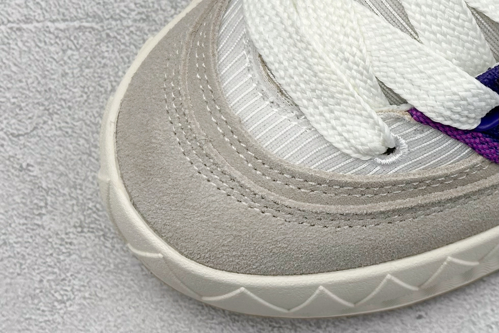 TG版 Adidas Adimatic Low 马蒂奇系列低帮 复古鲨鱼面包鞋运动休闲滑板板鞋 IH3266