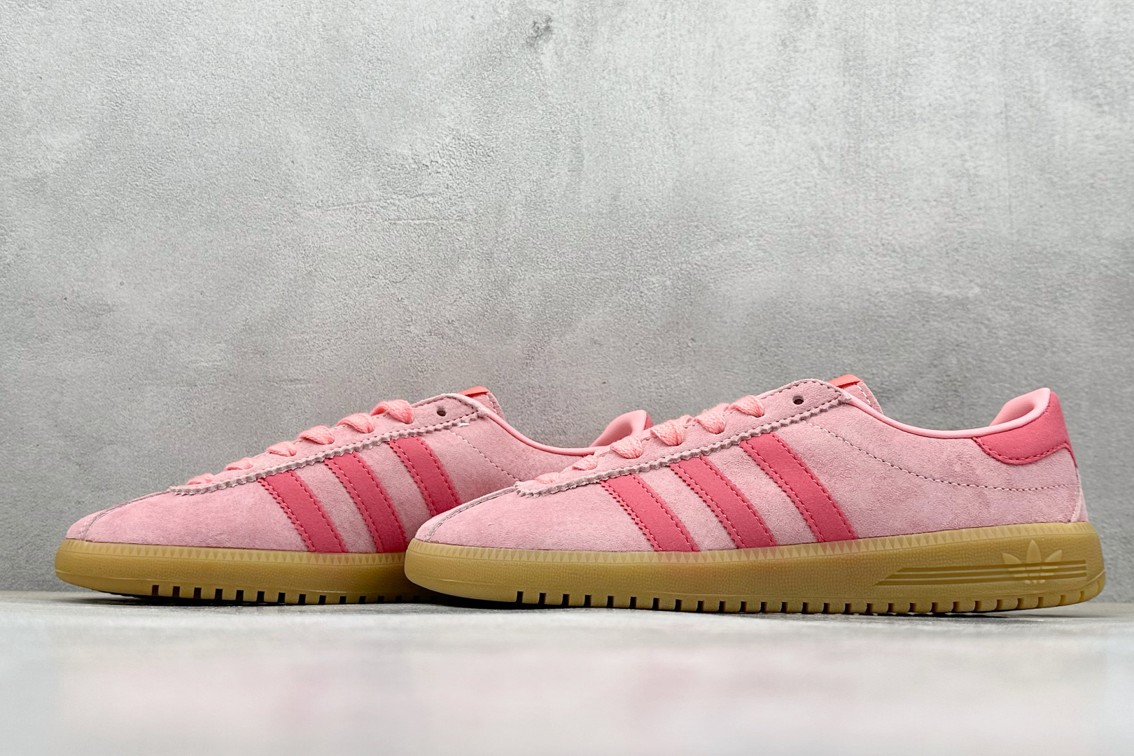 GX版 Adidas Originals Bermuda 绒面麂皮防滑耐磨轻便低帮板鞋 IH0302