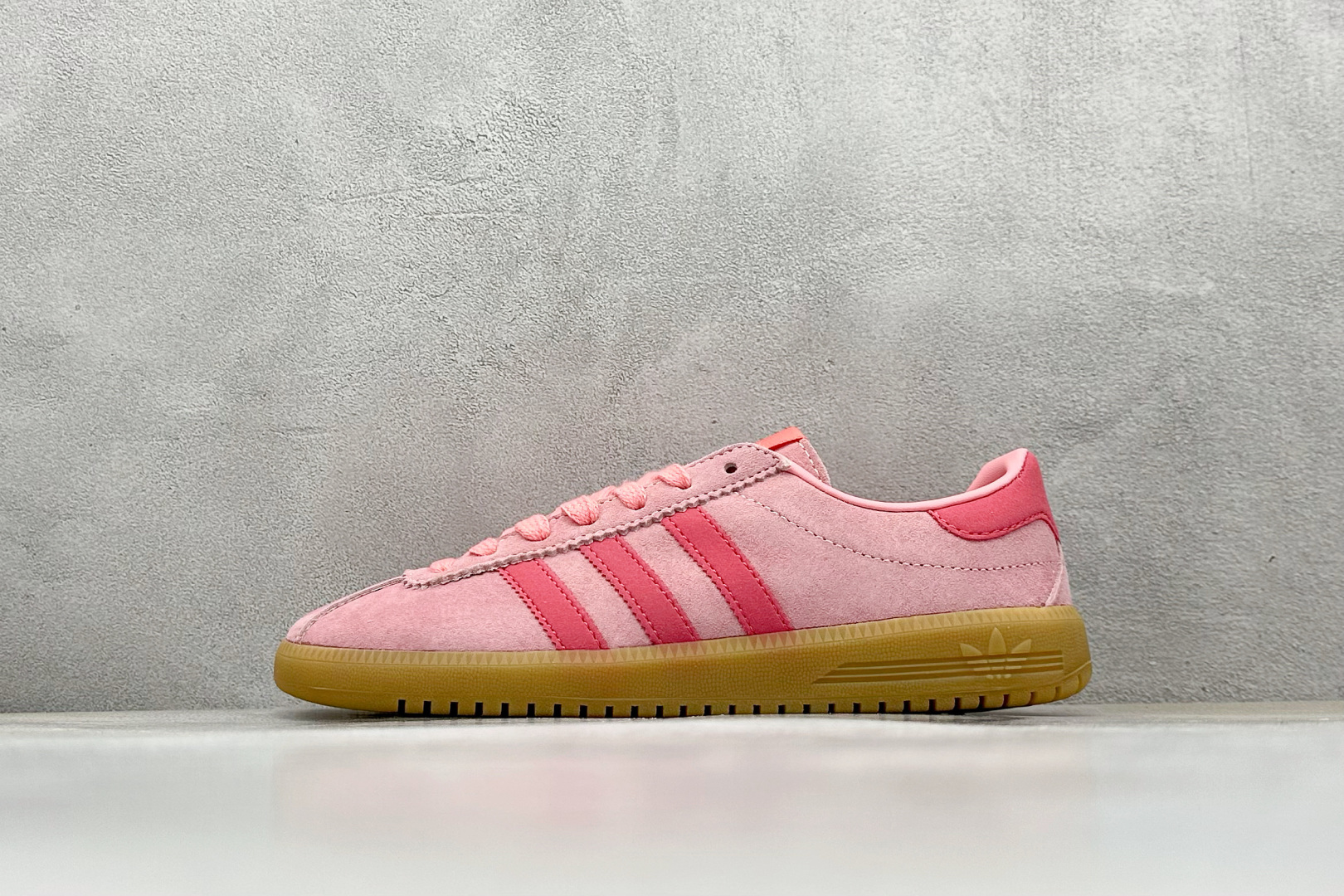 GX版 Adidas Originals Bermuda 绒面麂皮防滑耐磨轻便低帮板鞋 IH0302