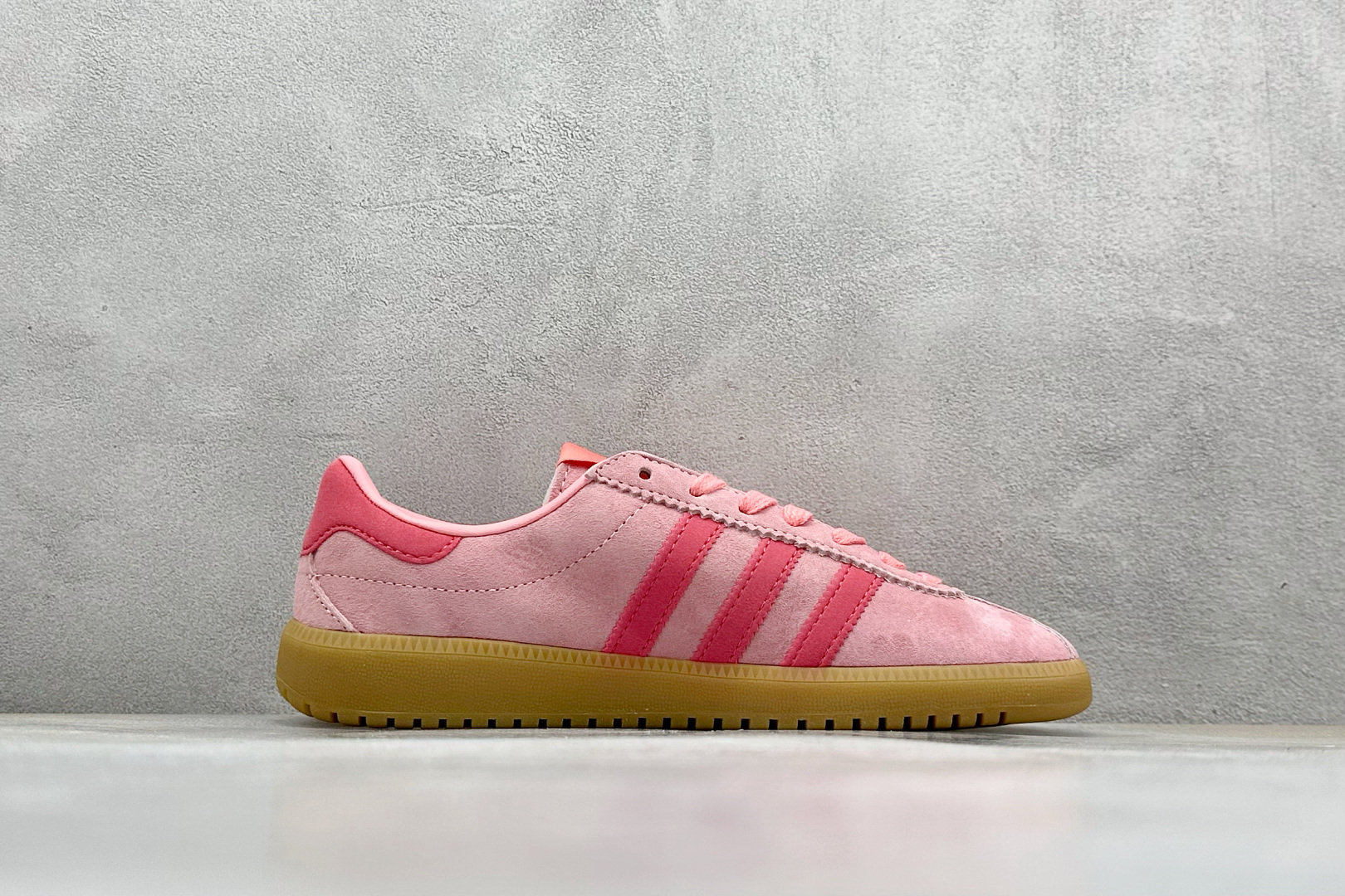 GX版 Adidas Originals Bermuda 绒面麂皮防滑耐磨轻便低帮板鞋 IH0302