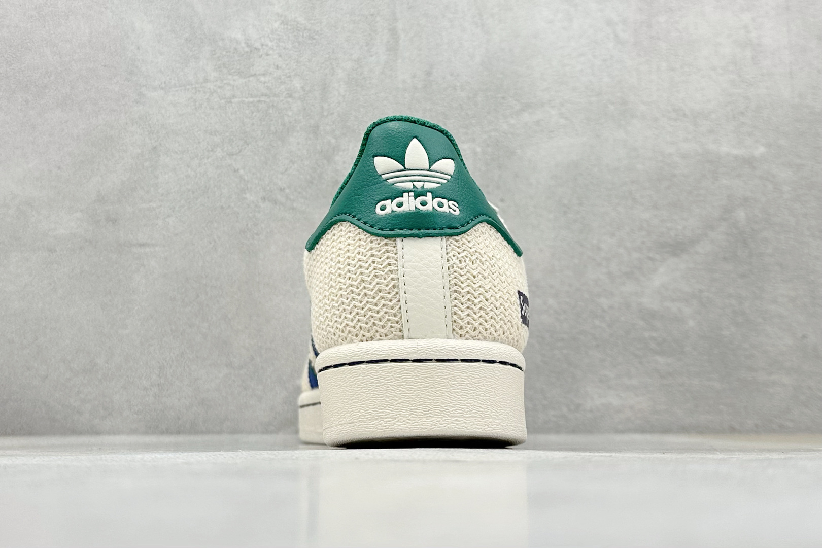 AD Originals Superstar x Supreme 白蓝绿 HS3071