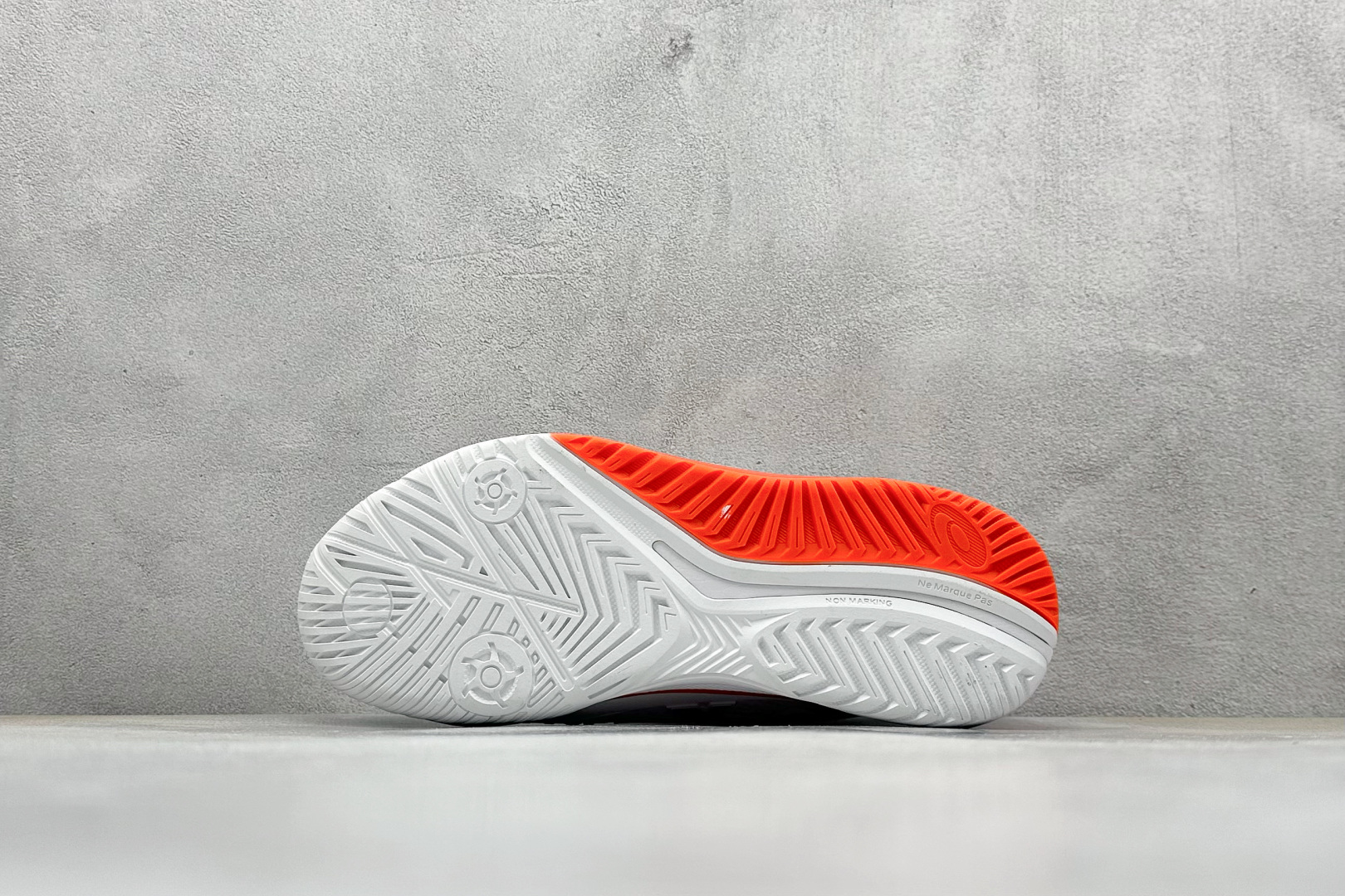 Asics Gel-Resolution 9 亚瑟士复古透气缓震休闲跑步鞋 1041A330