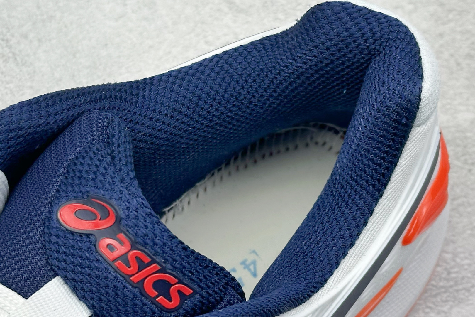 Asics Gel-Resolution 9 亚瑟士复古透气缓震休闲跑步鞋 1041A330