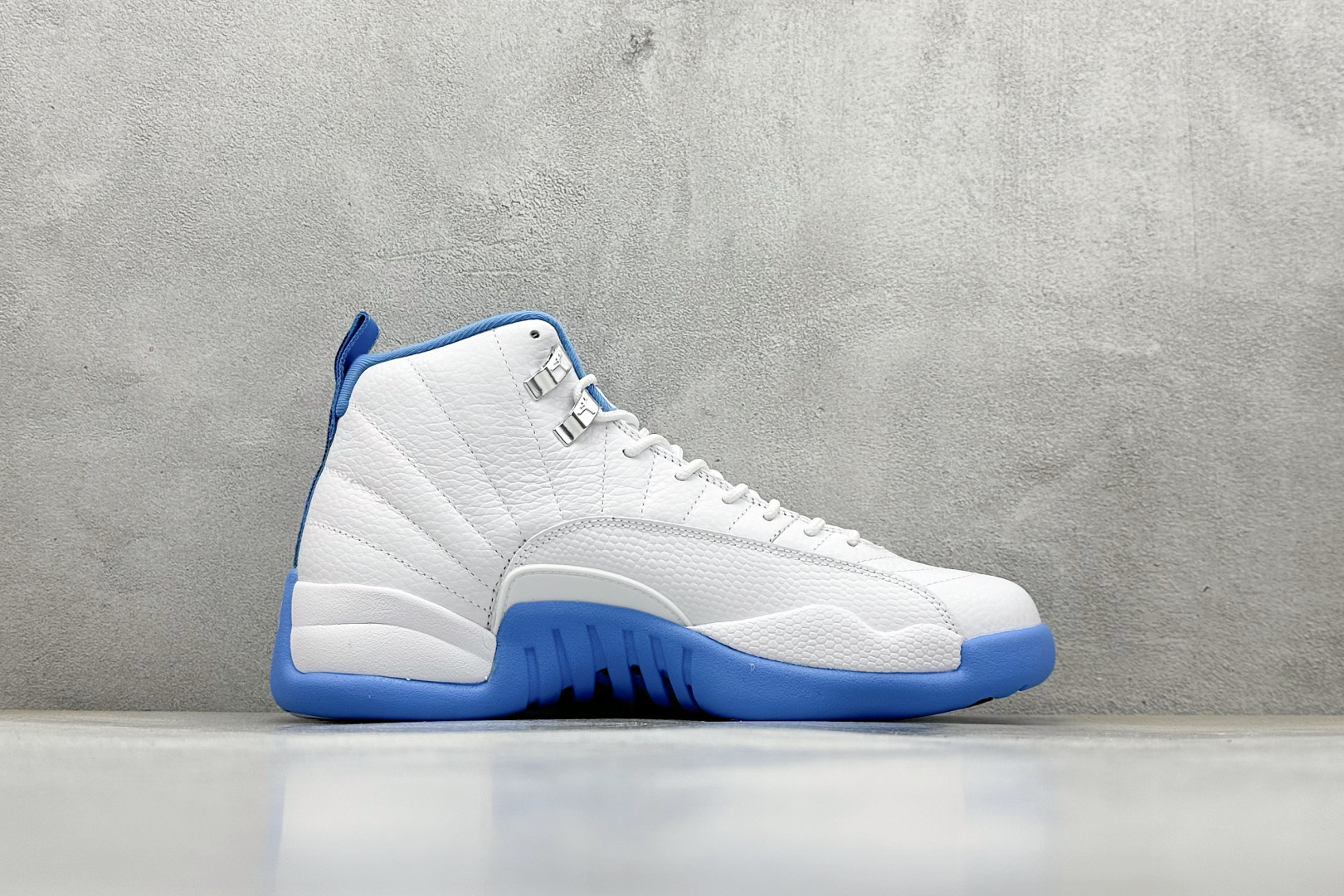 Air Jordan 12 Retro ”White University Blue” AJ12 乔12甜瓜 CT8013-112