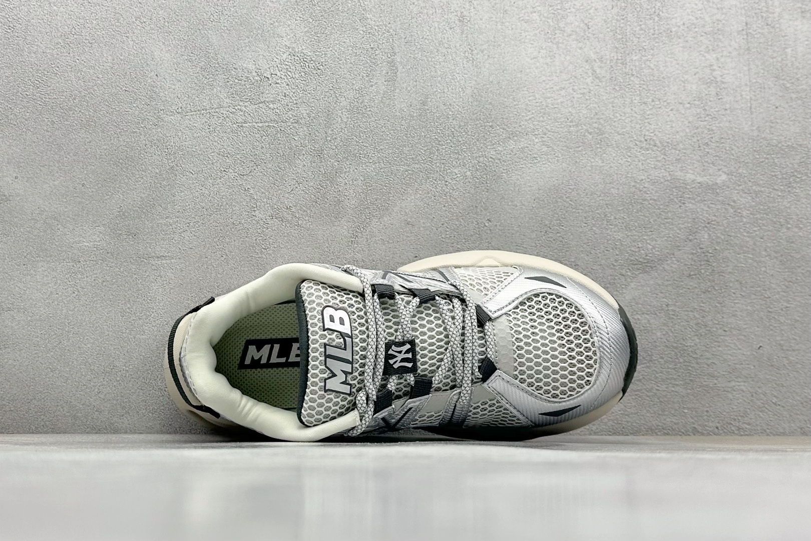 NY版 MLB Chunky Runner Basic 镂空网纱老爹慢跑鞋系列 Korea韩国联名NY美国榄球纽约洋基队限定