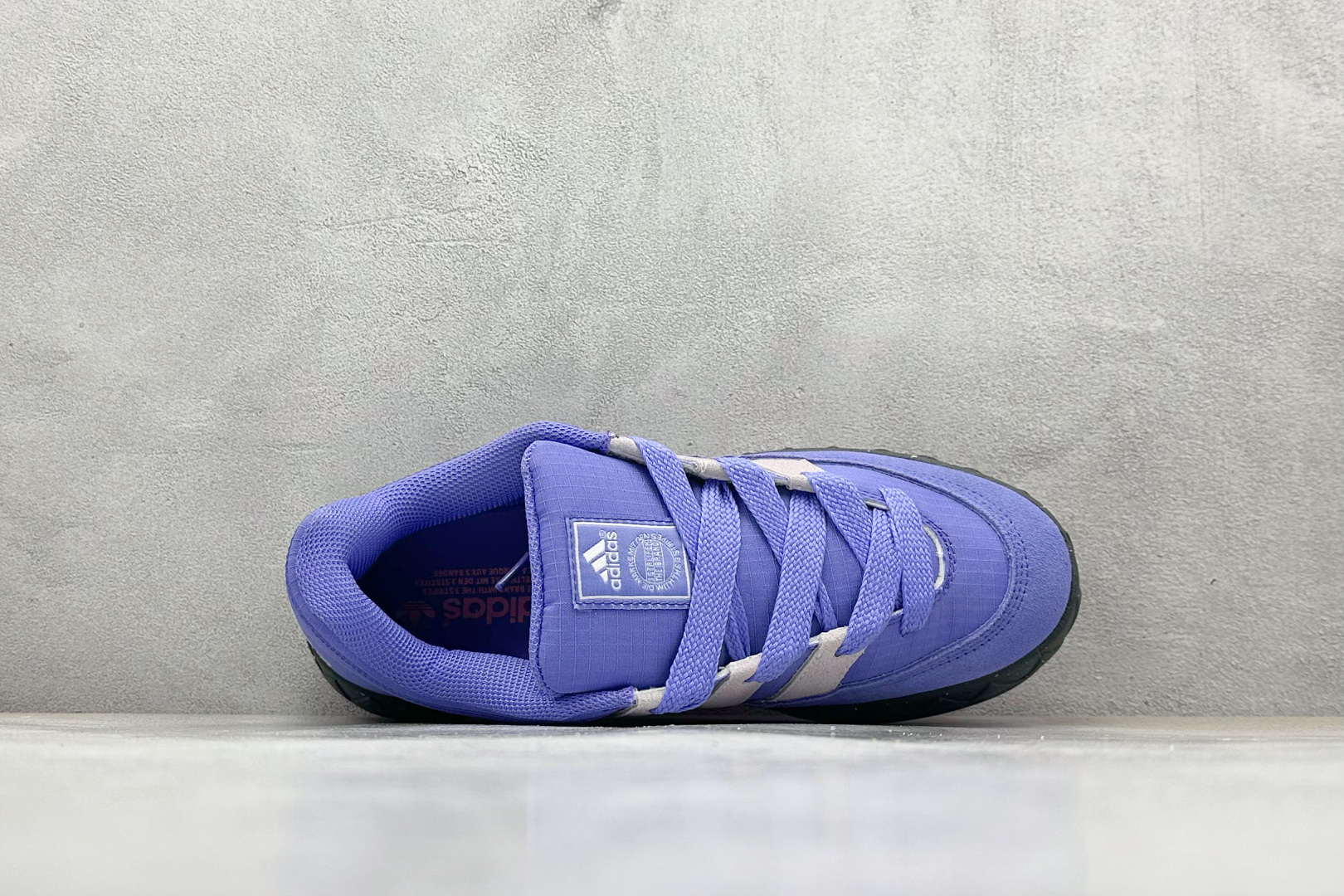 TG版 Adidas Adimatic Low 马蒂奇系列低帮 复古鲨鱼面包鞋运动休闲滑板板鞋 IE3930