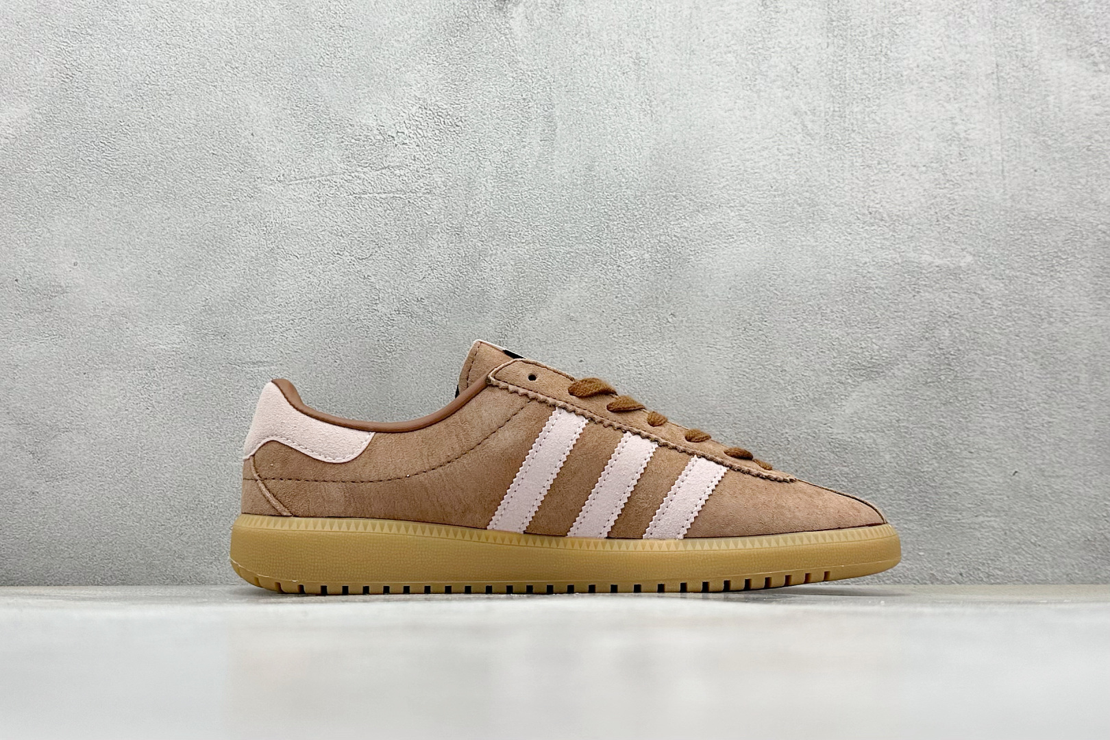 GX版 Adidas Originals Bermuda 绒面麂皮防滑耐磨轻便低帮板鞋 JH9088
