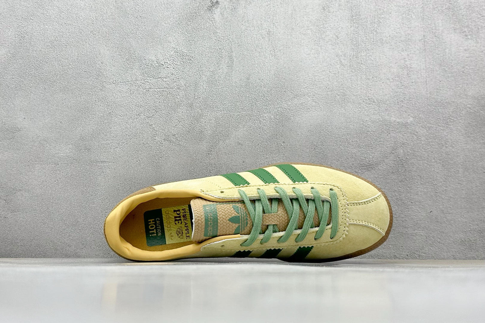 GX版 Adidas Originals Bermuda 绒面麂皮防滑耐磨轻便低帮板鞋 JR7156