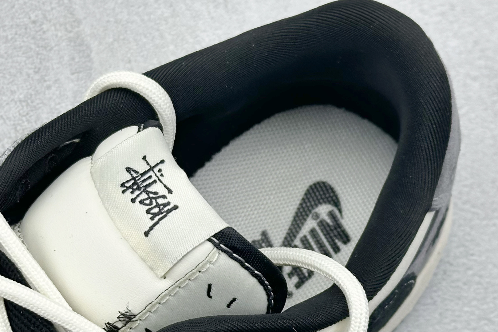 Travis Scott x Nike Air Jordan 1 Low x Stussy Air Jordan 1 Low 反转米黑小钩绑带倒钩 SJ0086-141
