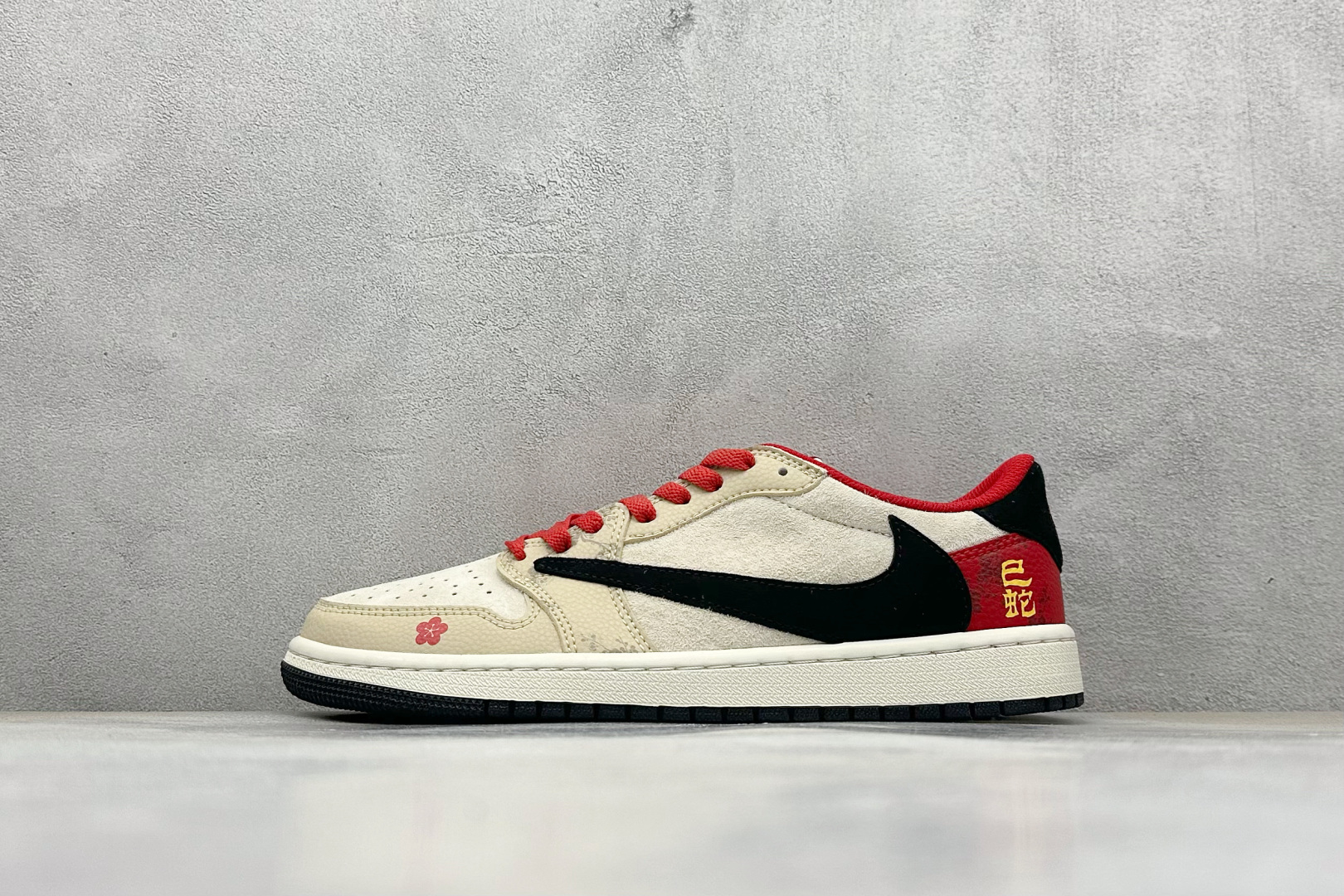 Travis Scott x Fragment Design x Air Jordan 1 Low OG SP AJ1 乔1 蛇年限定 红棕黑勾 低帮文化休闲板鞋 DM7866-077