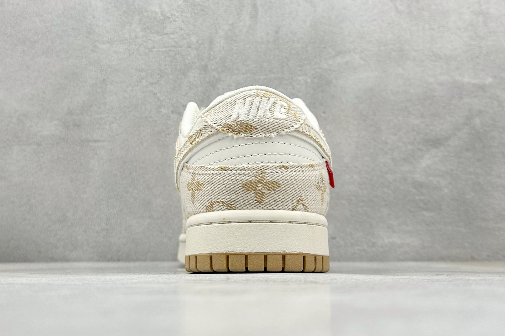 Nike SB Dunk Low LV联名 织布印花卡其勾 周年高端定制 低帮休闲板鞋 YX5066-352