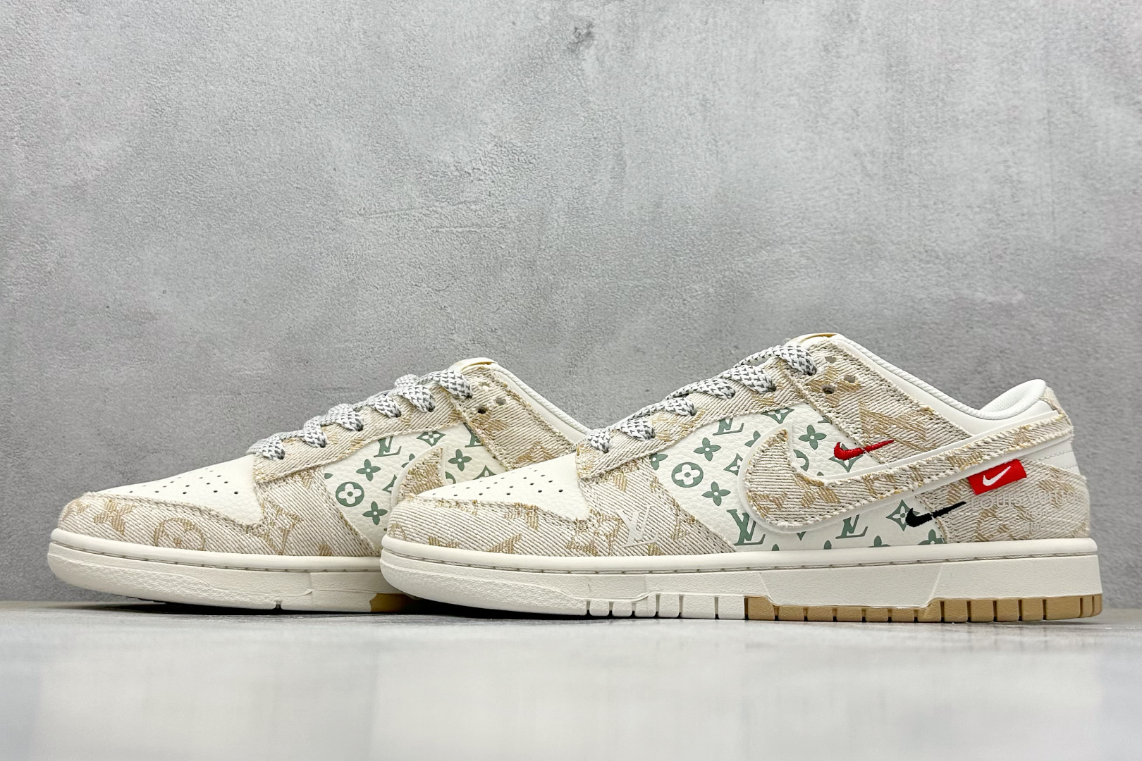 Nike SB Dunk Low LV联名 织布印花卡其勾 周年高端定制 低帮休闲板鞋 YX5066-352