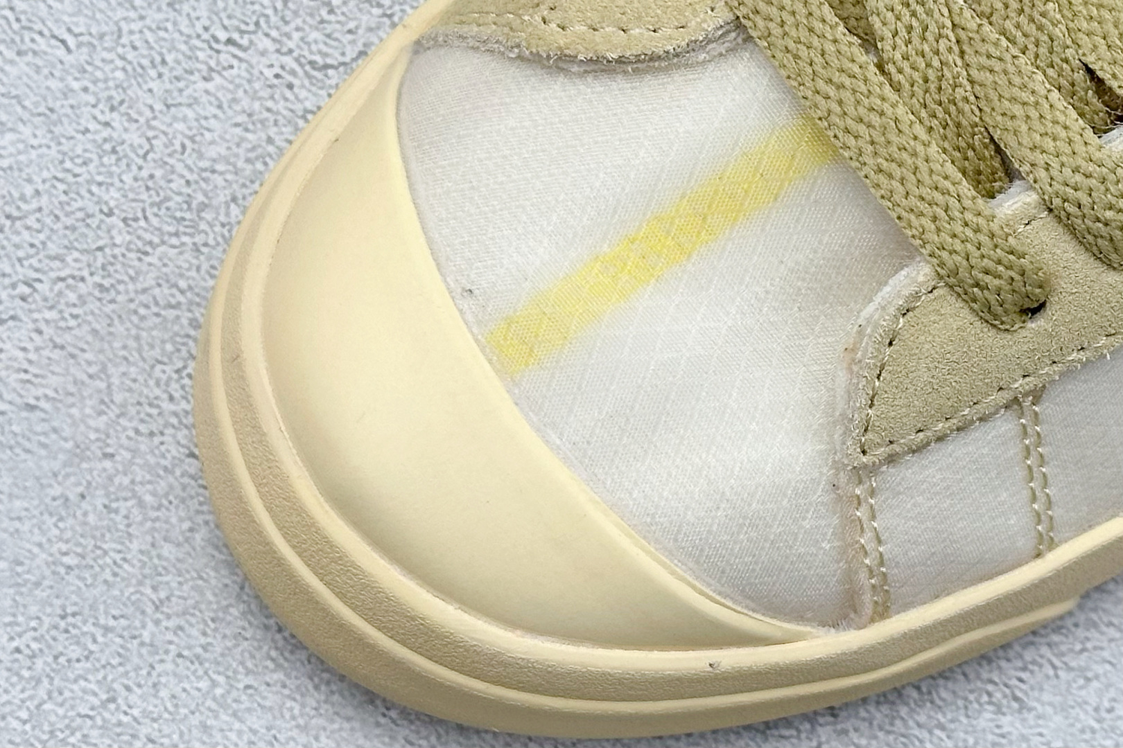 XL版 Off-White X NK Blazer Mid OW联名款开拓者高帮休闲板鞋 AA3832-700