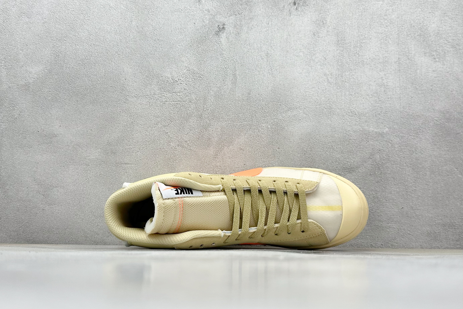 XL版 Off-White X NK Blazer Mid OW联名款开拓者高帮休闲板鞋 AA3832-700