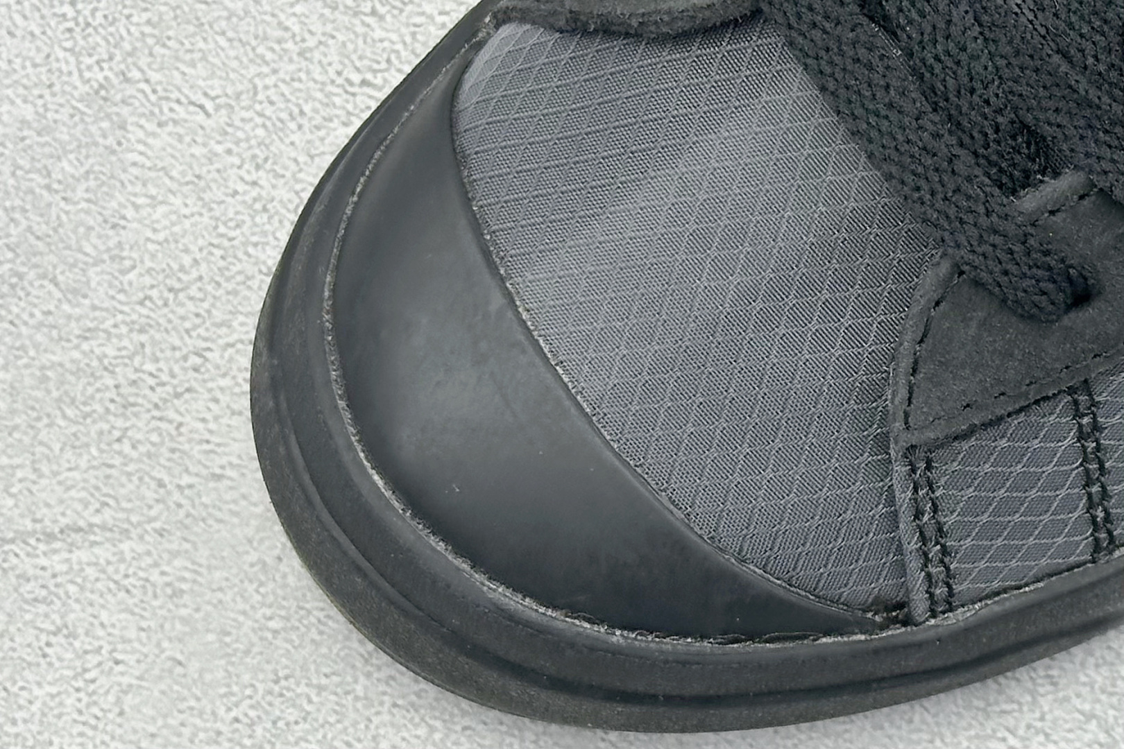 XL版 Off-White X NK Blazer Mid OW联名款开拓者高帮休闲板鞋 AA3832-001