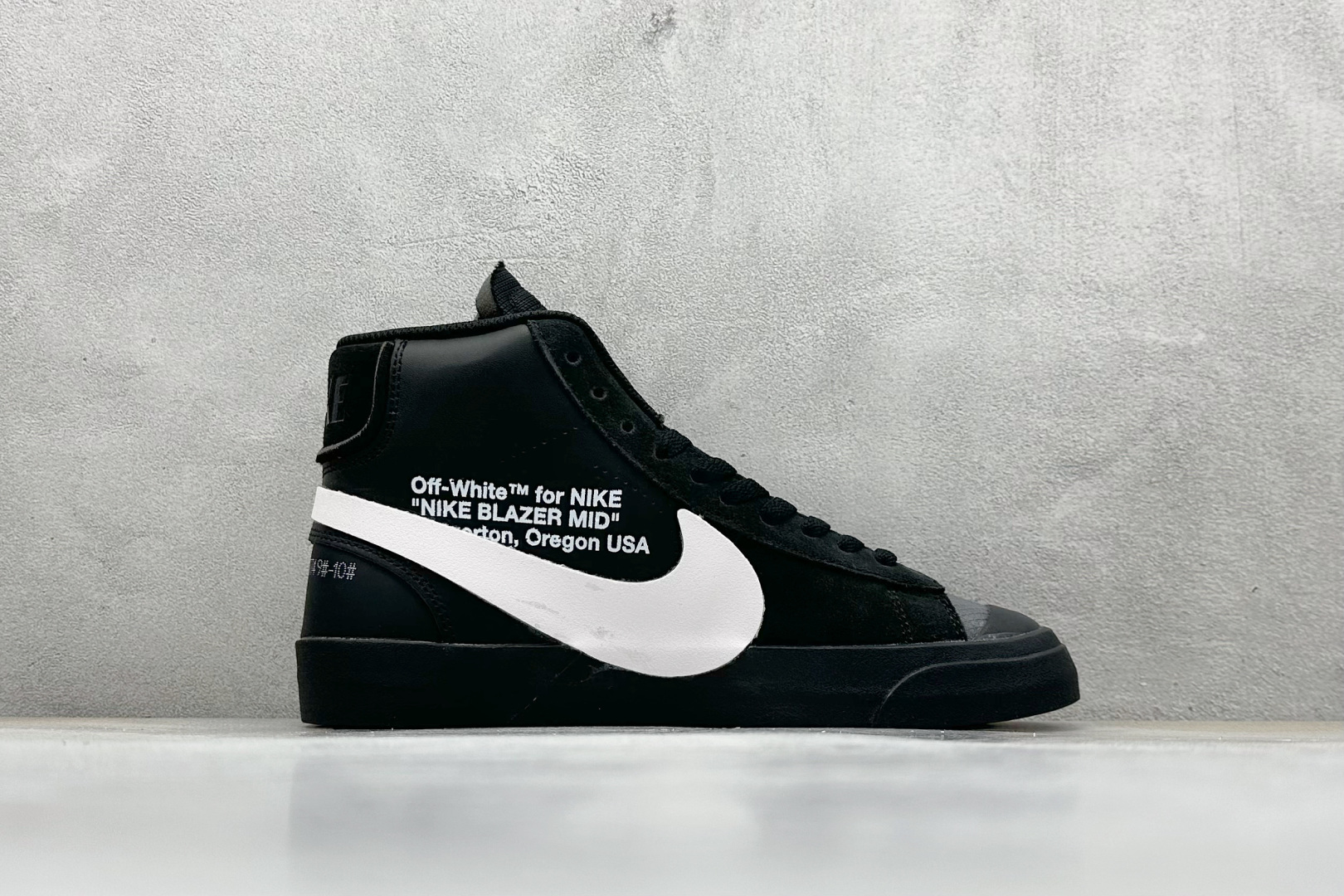 XL版 Off-White X NK Blazer Mid OW联名款开拓者高帮休闲板鞋 AA3832-001