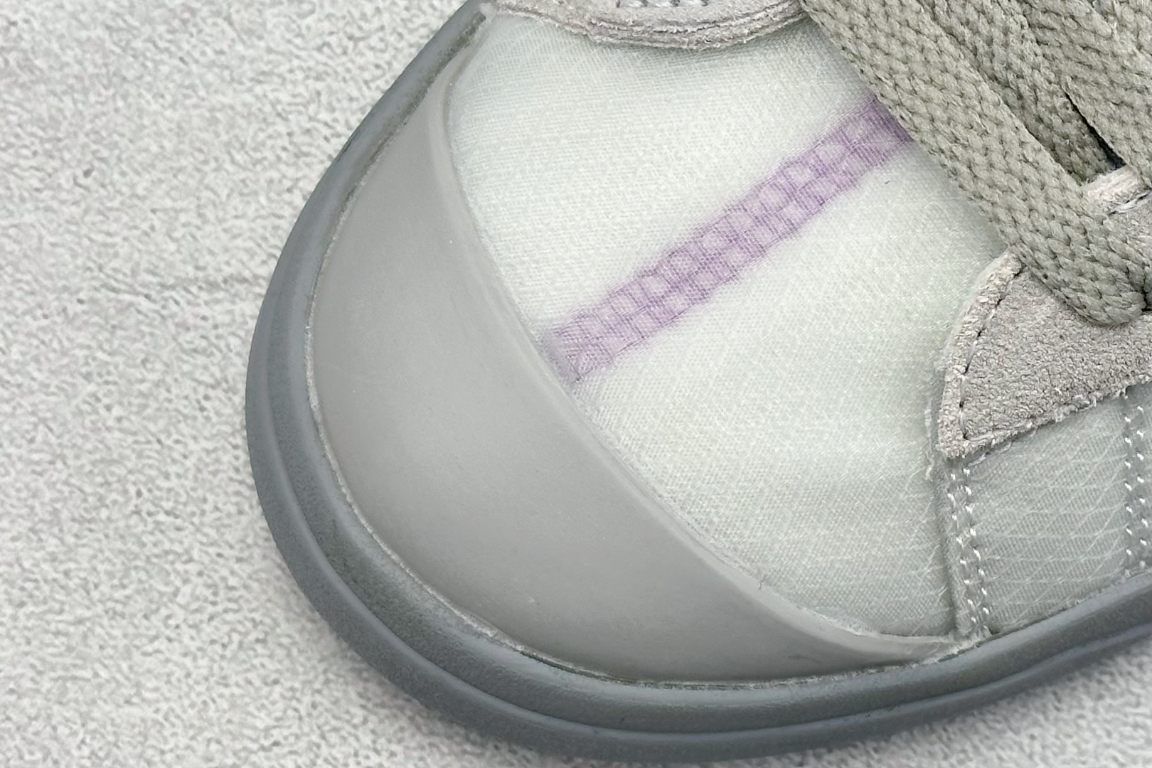 XL版 Off-White X NK Blazer Mid OW联名款开拓者高帮休闲板鞋 AA3832-002