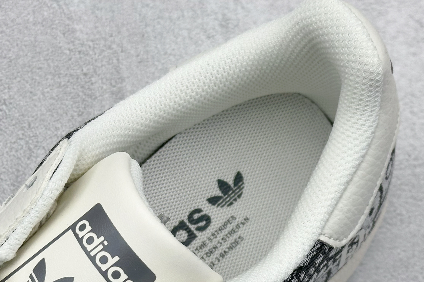 AD Originals Superstar x DIOR 灰白 HS3080