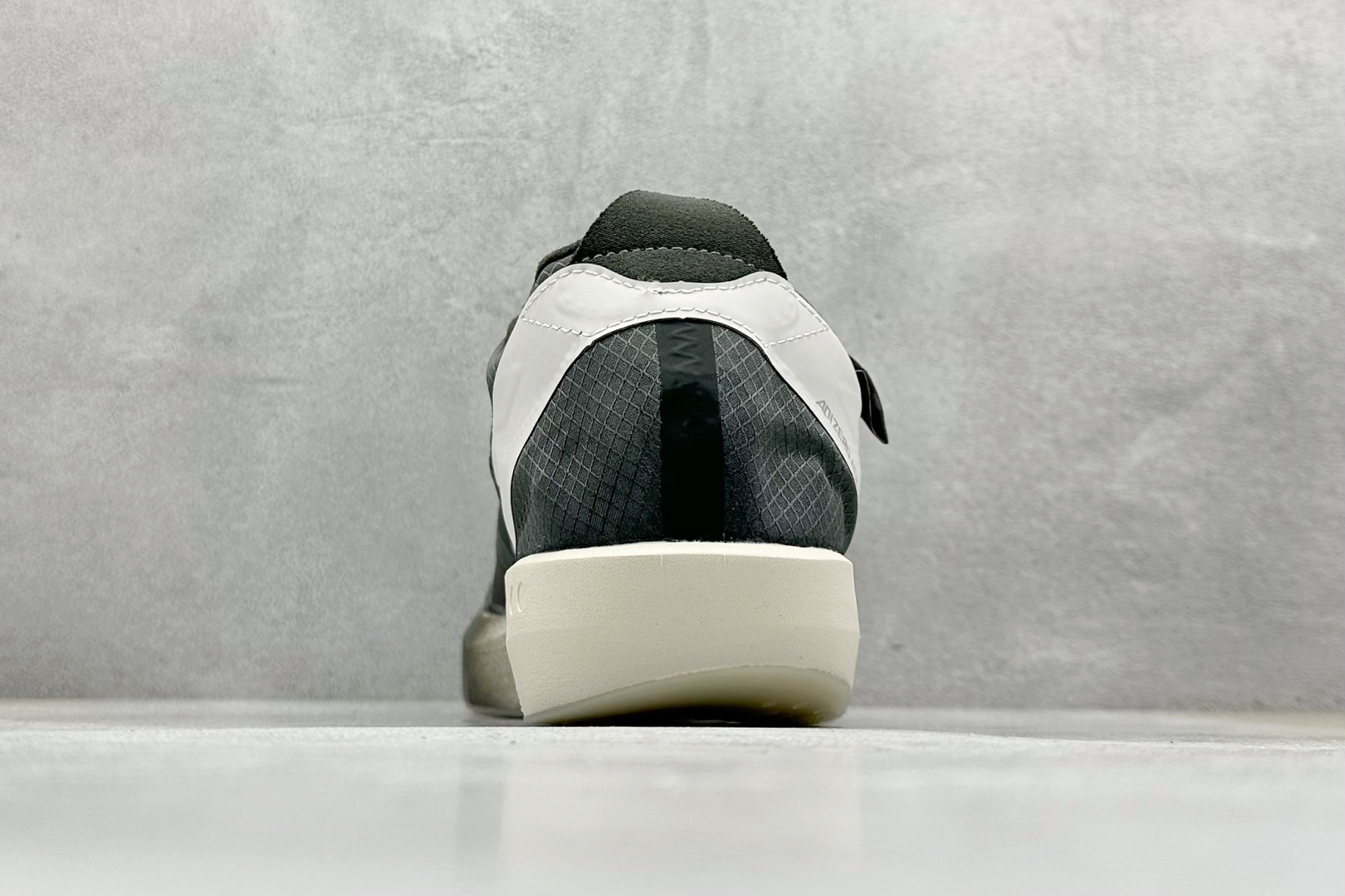 Y-3 Adidas Adizero Adios 9 M联名系列 低帮轻便透气竞速休闲运动慢跑鞋 JS3151