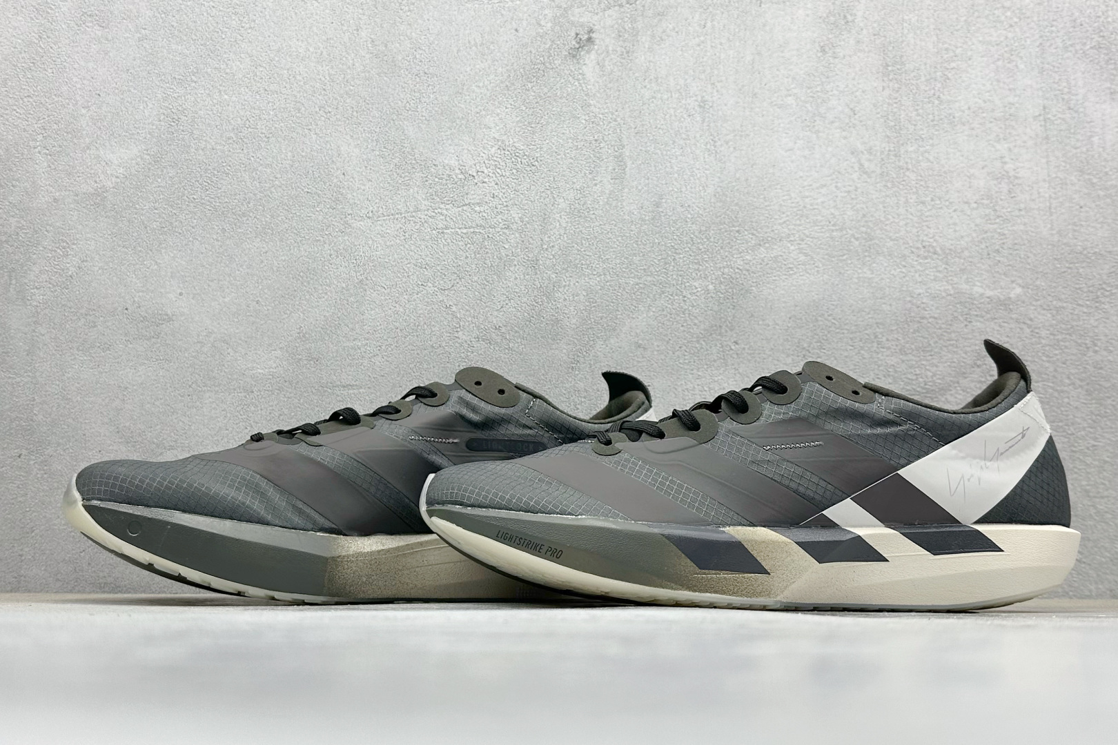 Y-3 Adidas Adizero Adios 9 M联名系列 低帮轻便透气竞速休闲运动慢跑鞋 JS3151