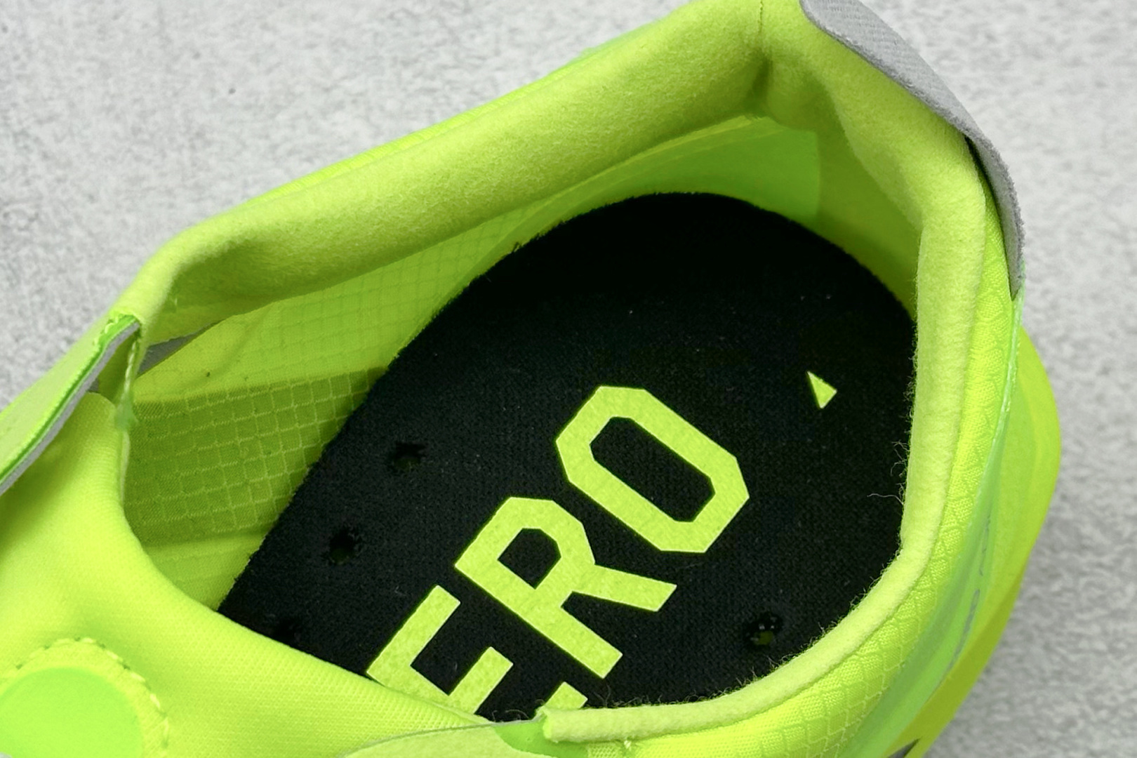 Y-3 Adidas Adizero Adios 9 M联名系列 低帮轻便透气竞速休闲运动慢跑鞋 IH5066