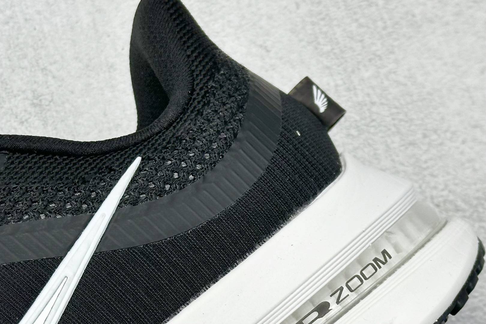 I8 Nike Pegasus Premium 舒适百搭减震防滑耐磨透气 低帮气垫跑鞋 HQ2592-100