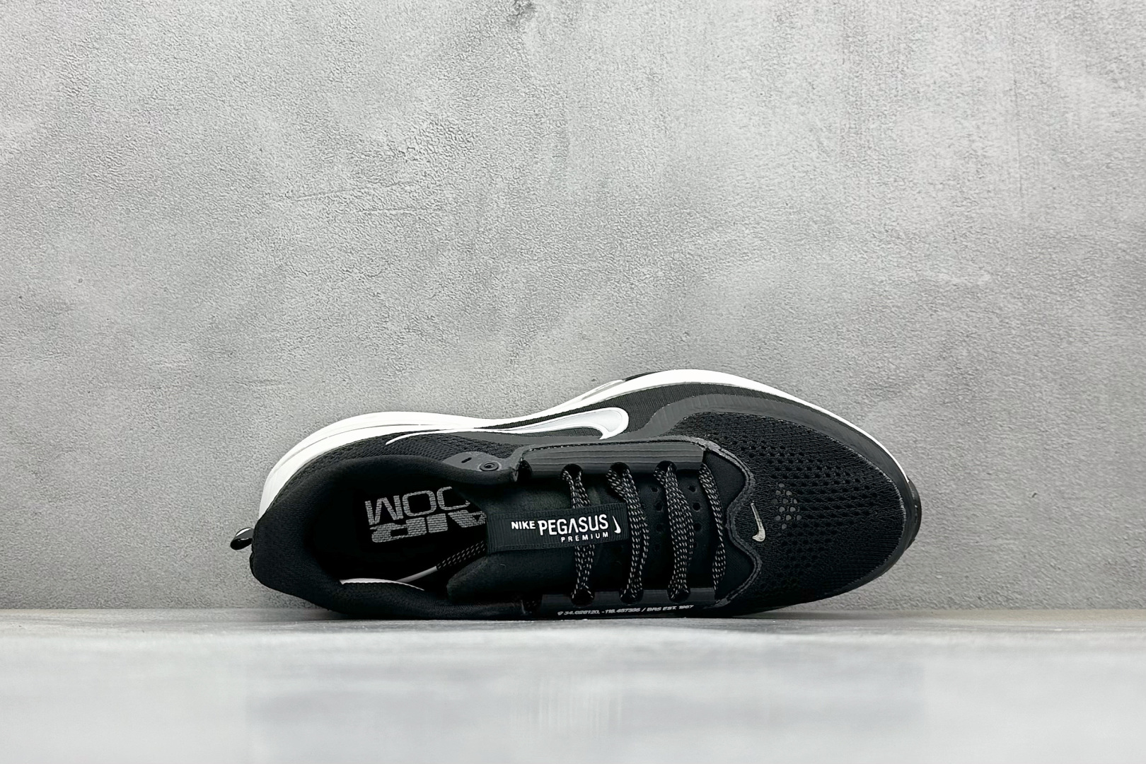 I8 Nike Pegasus Premium 舒适百搭减震防滑耐磨透气 低帮气垫跑鞋 HQ2592-100