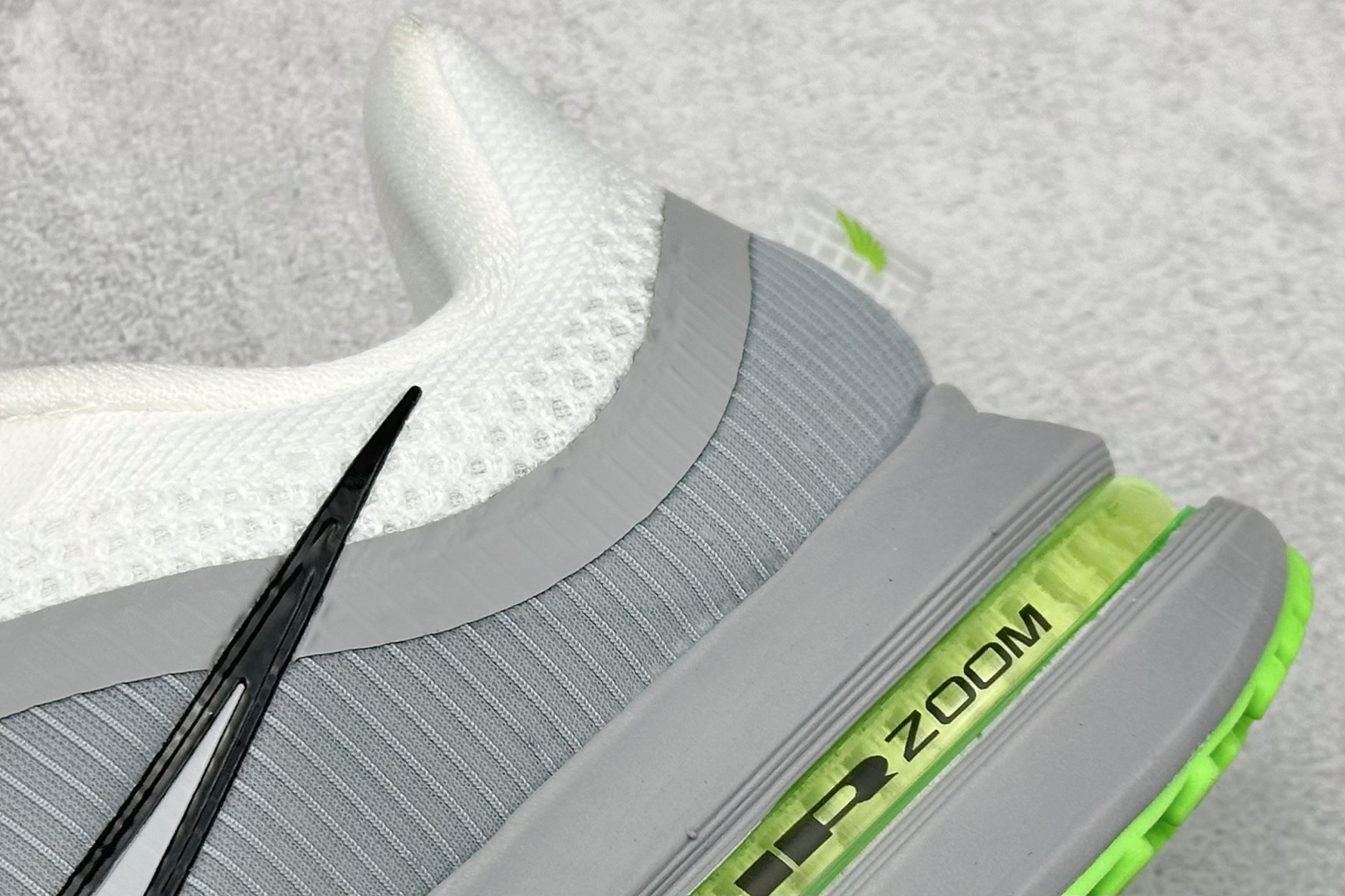 I8 Nike Pegasus Premium 舒适百搭减震防滑耐磨透气 低帮气垫跑鞋 HQ2593-009