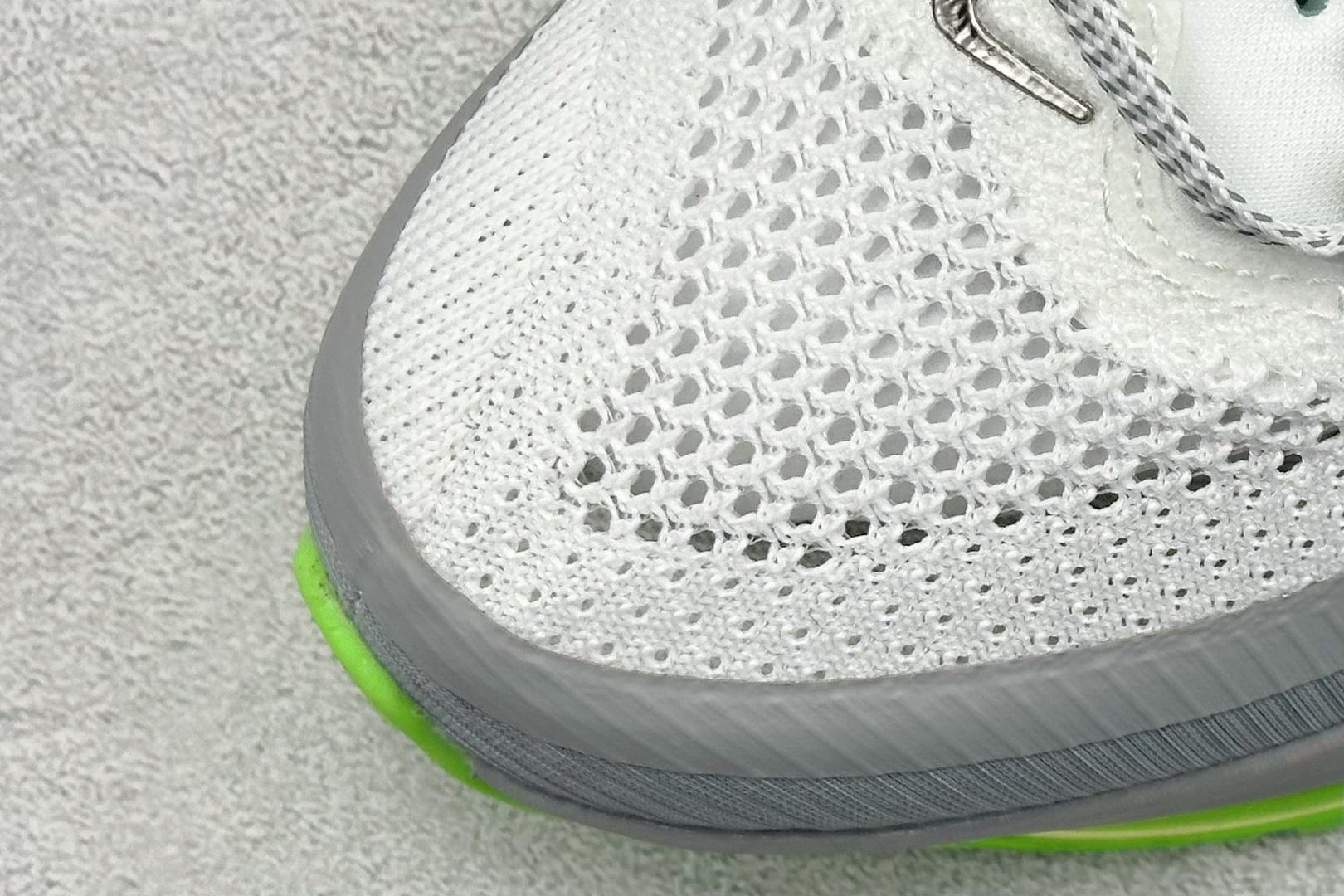I8 Nike Pegasus Premium 舒适百搭减震防滑耐磨透气 低帮气垫跑鞋 HQ2593-009