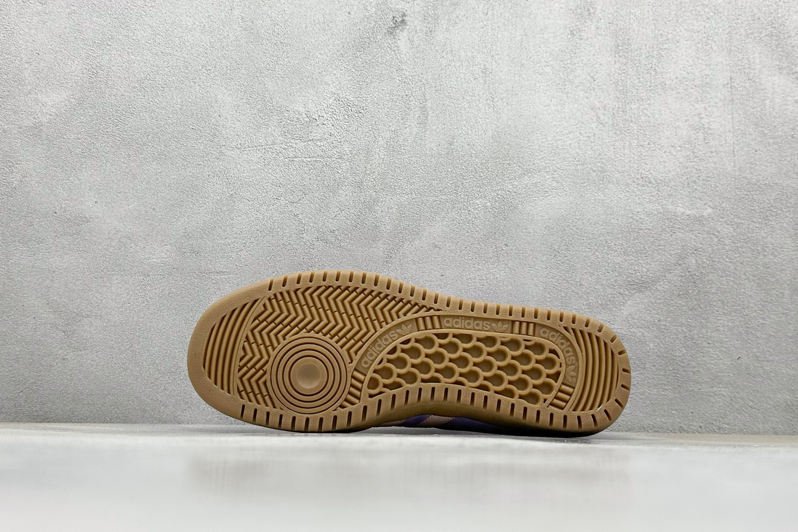 GX版 Adidas Originals Bermuda 绒面麂皮防滑耐磨轻便低帮板鞋 JR7157