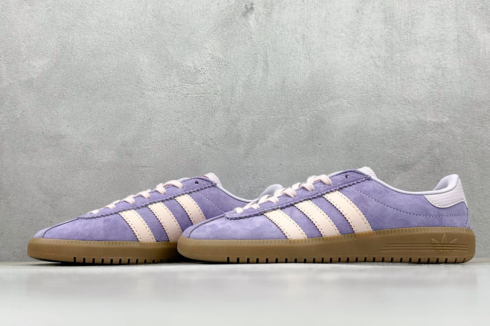 GX版 Adidas Originals Bermuda 绒面麂皮防滑耐磨轻便低帮板鞋 JR7157
